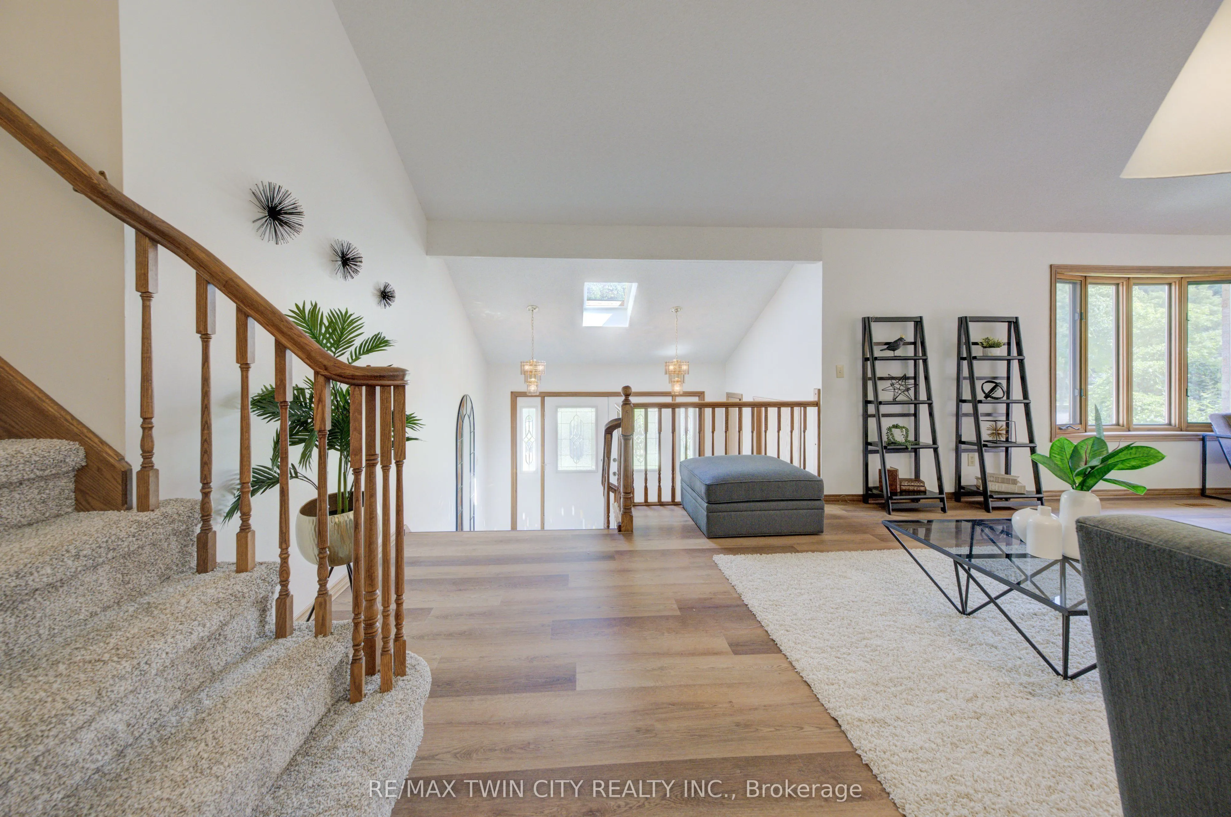 391 Northlake Drive
