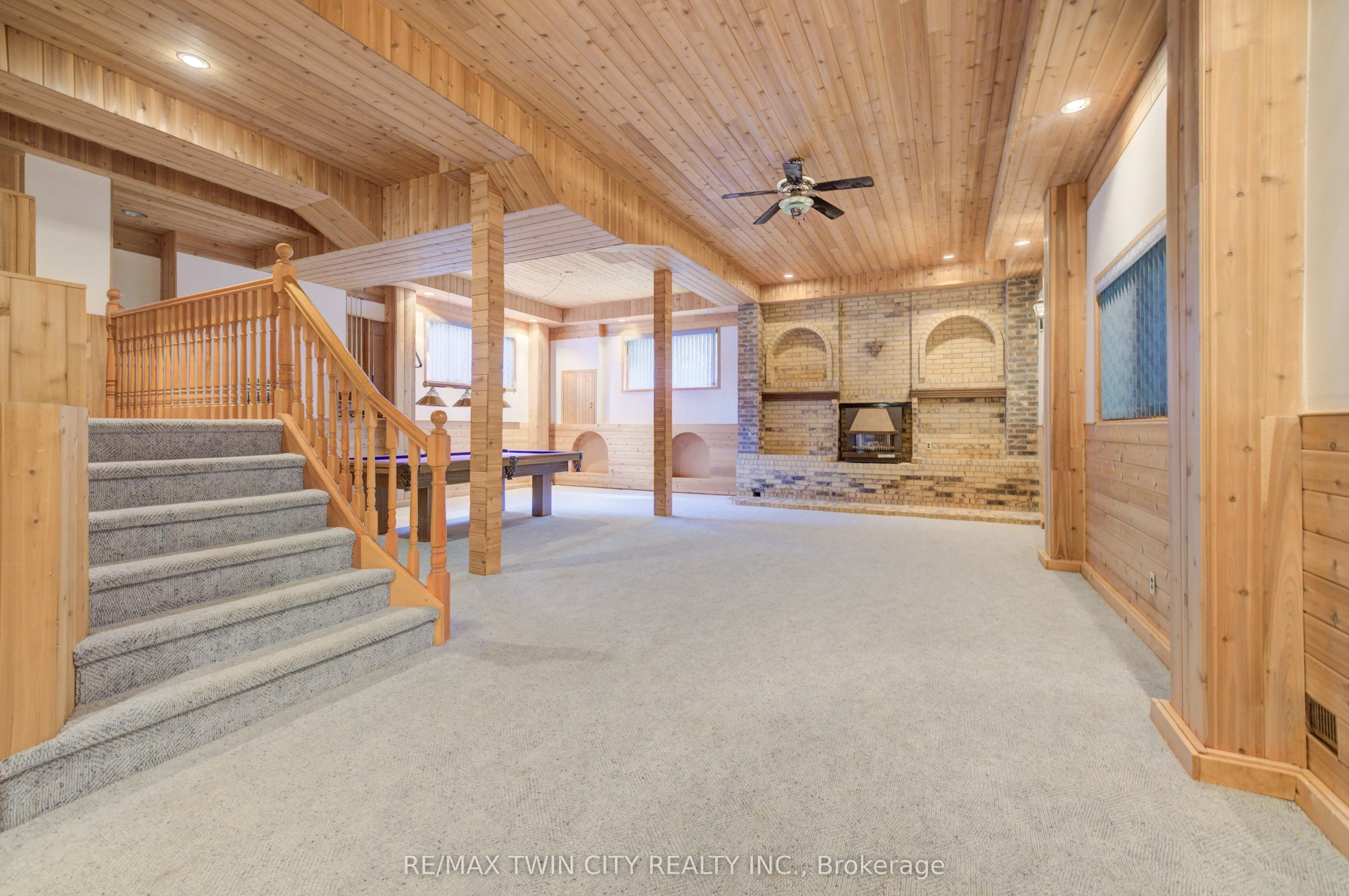 391 Northlake Drive