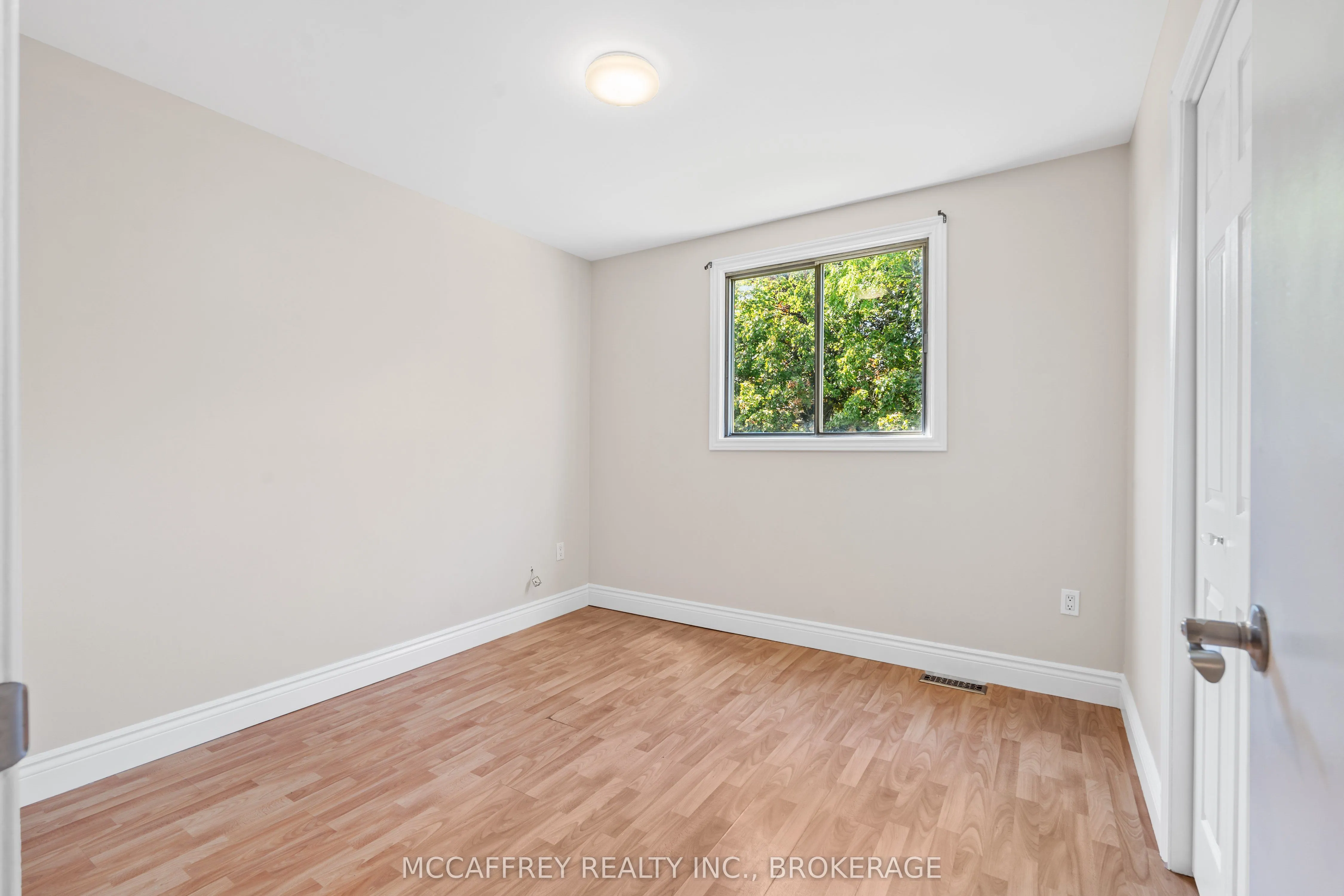 26 Addington Street, #9