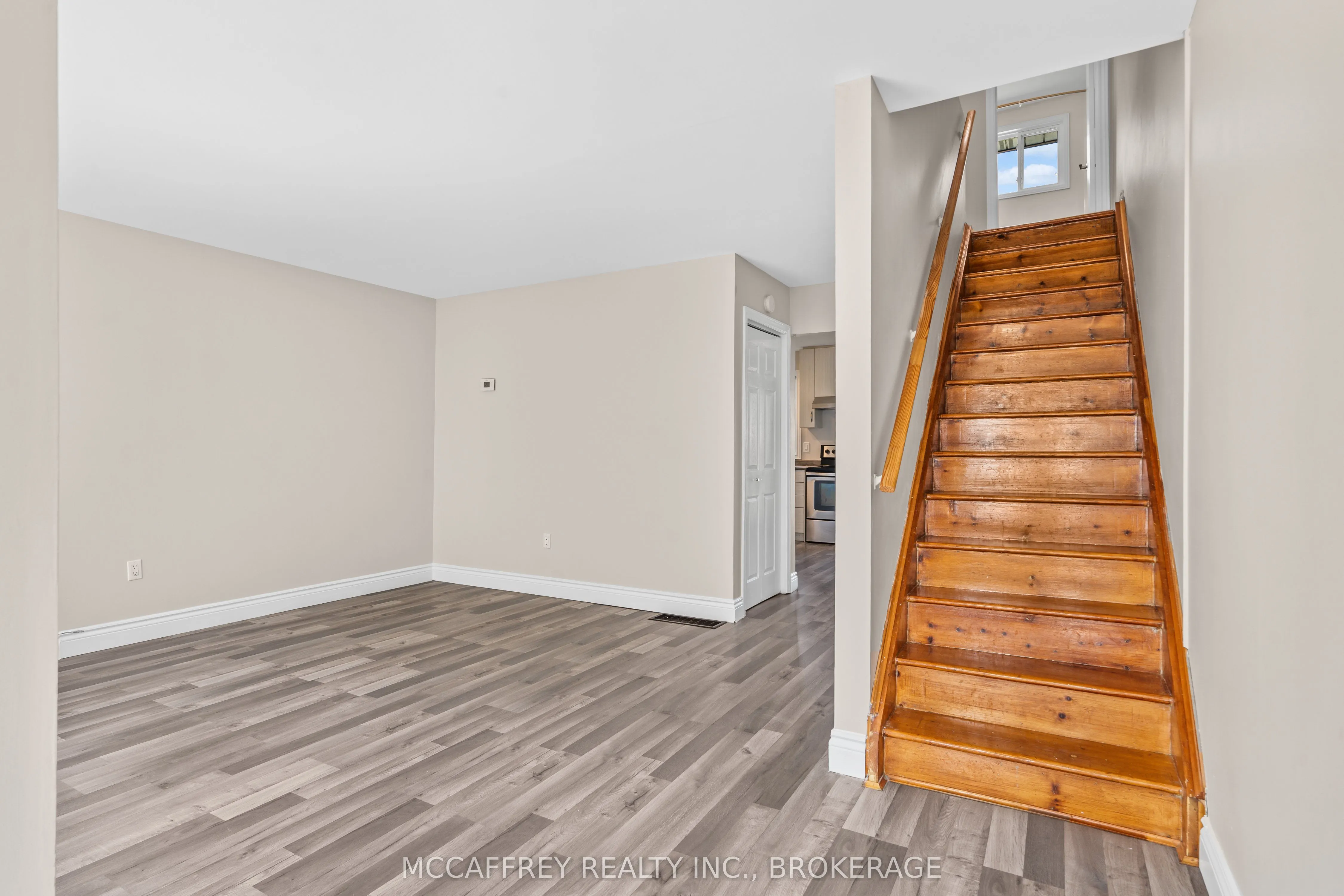 26 Addington Street, #9