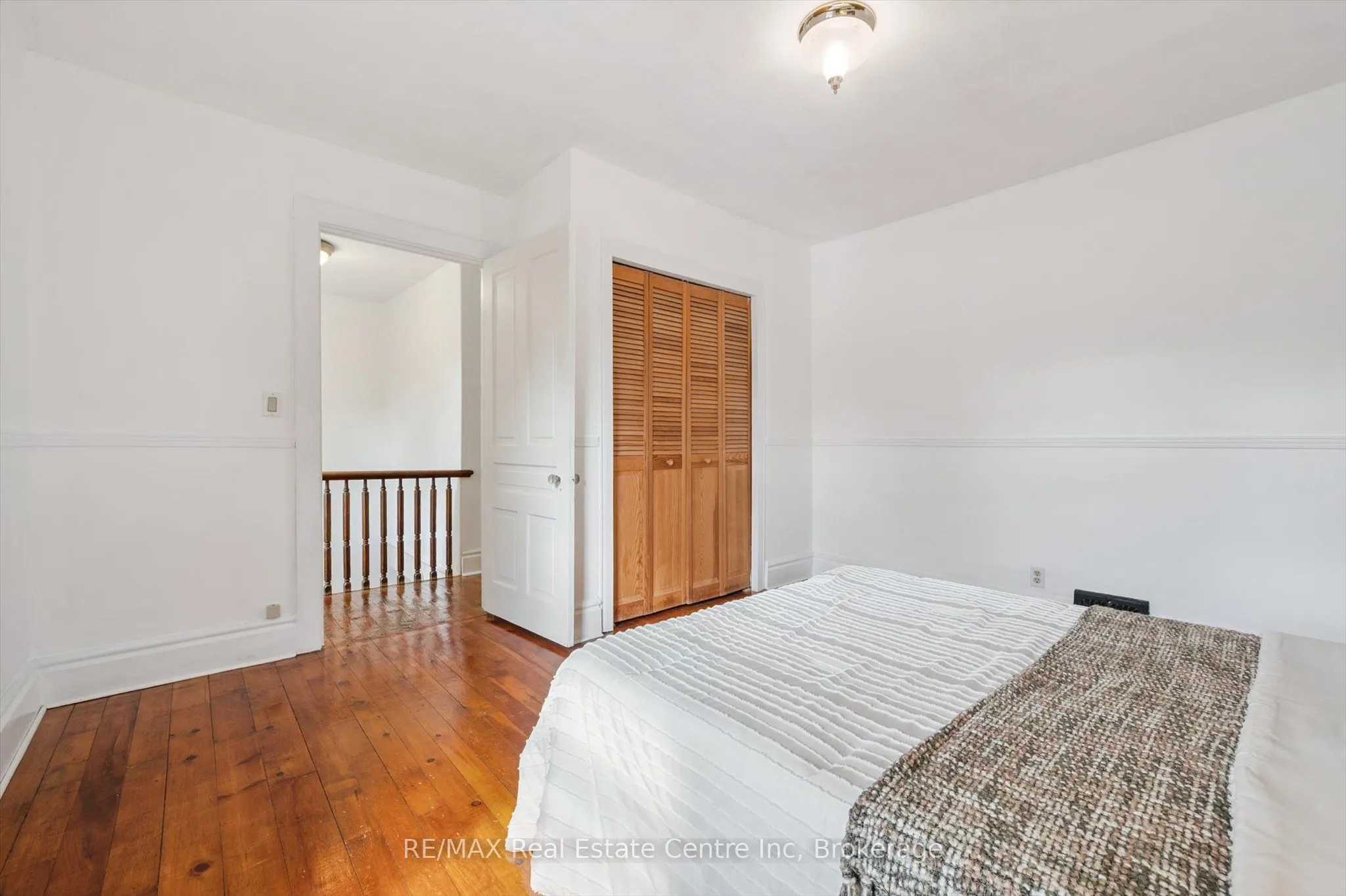 123 DUFFERIN Street