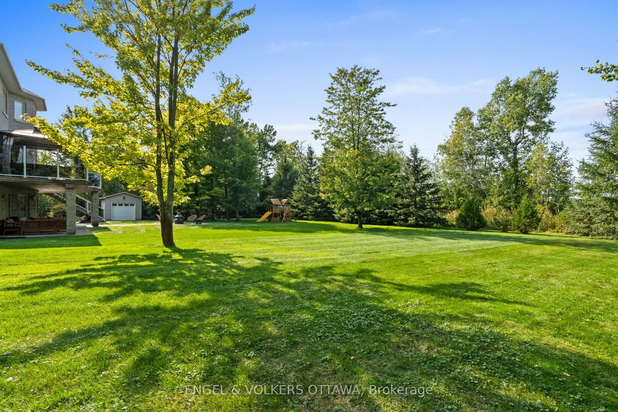 1028 Rick Hansen Crescent
