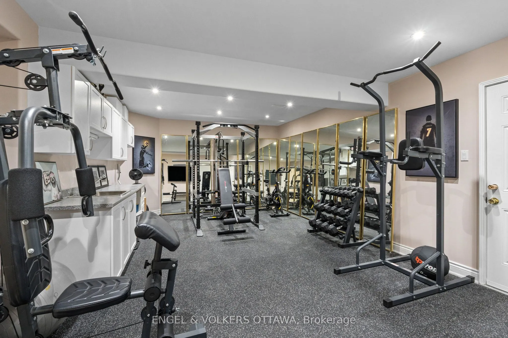 1028 Rick Hansen Crescent