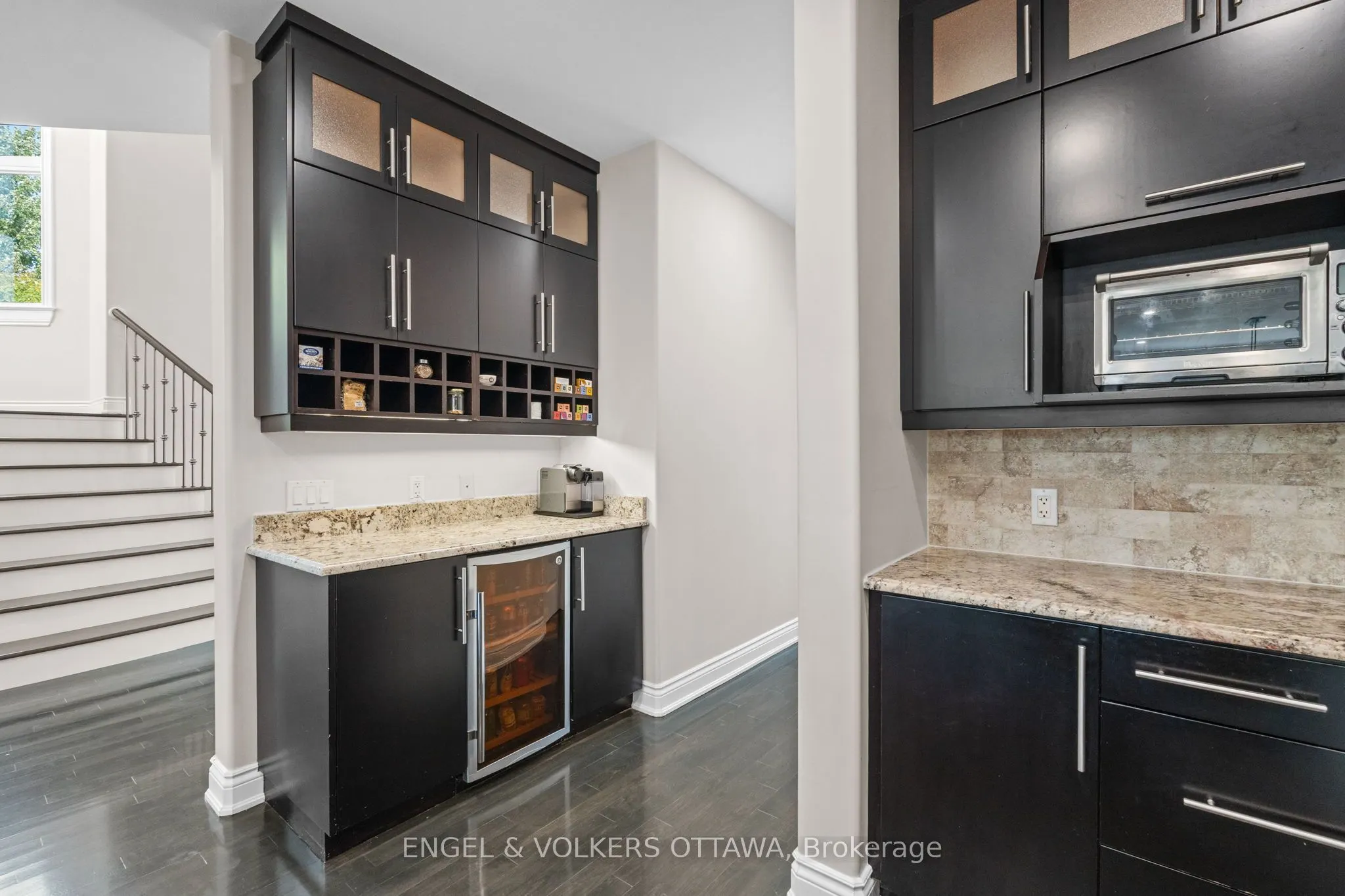 1028 Rick Hansen Crescent