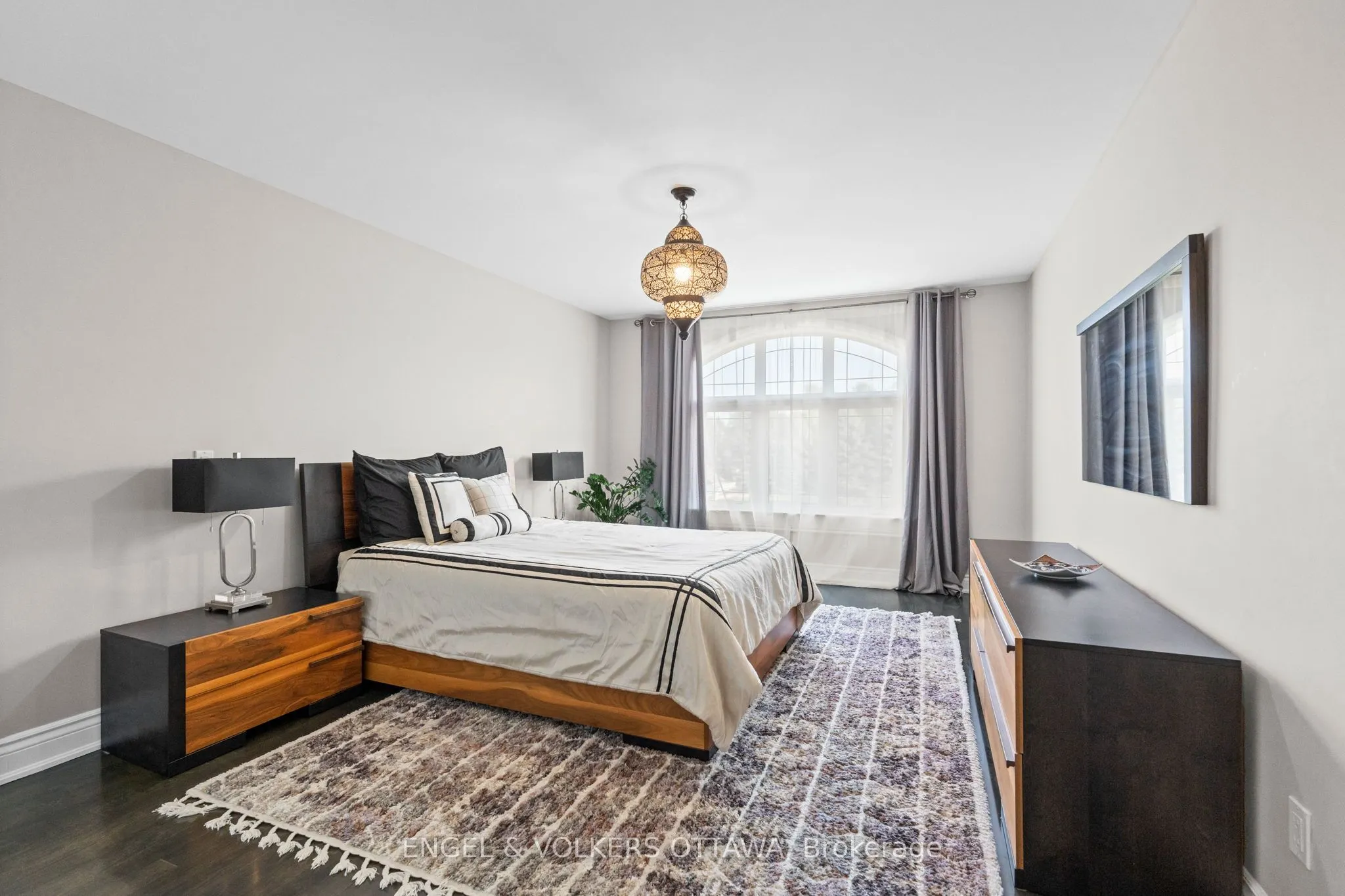 1028 Rick Hansen Crescent