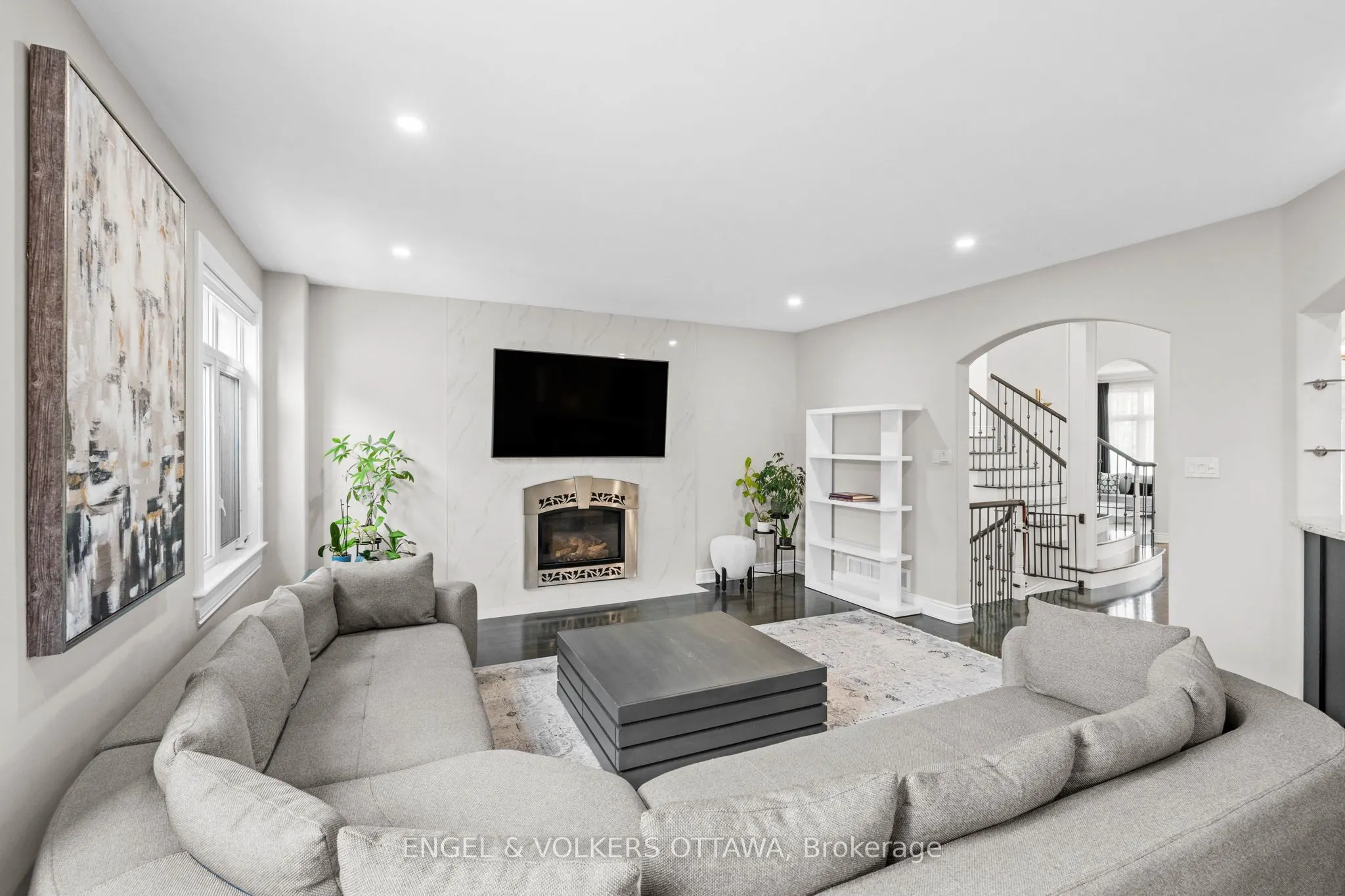1028 Rick Hansen Crescent