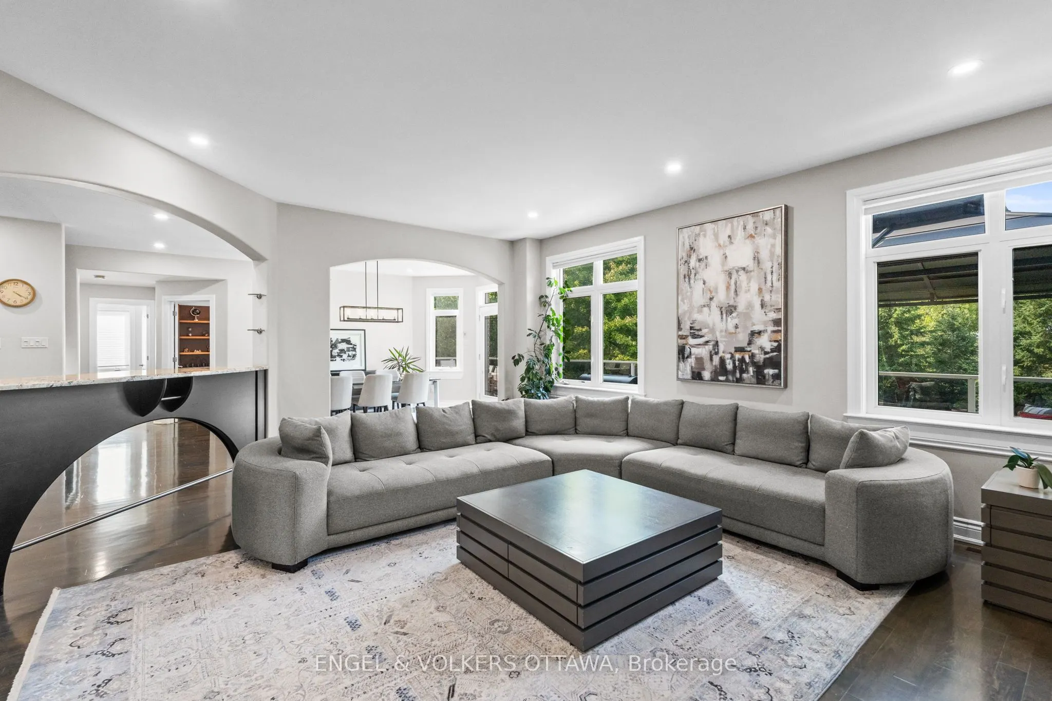 1028 Rick Hansen Crescent