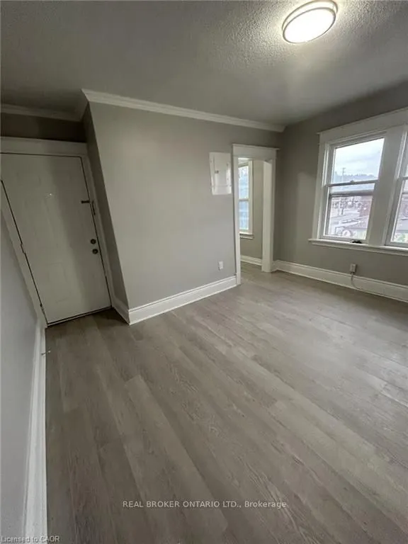 983 Main Street E, #6