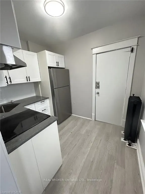 983 Main Street E, #6