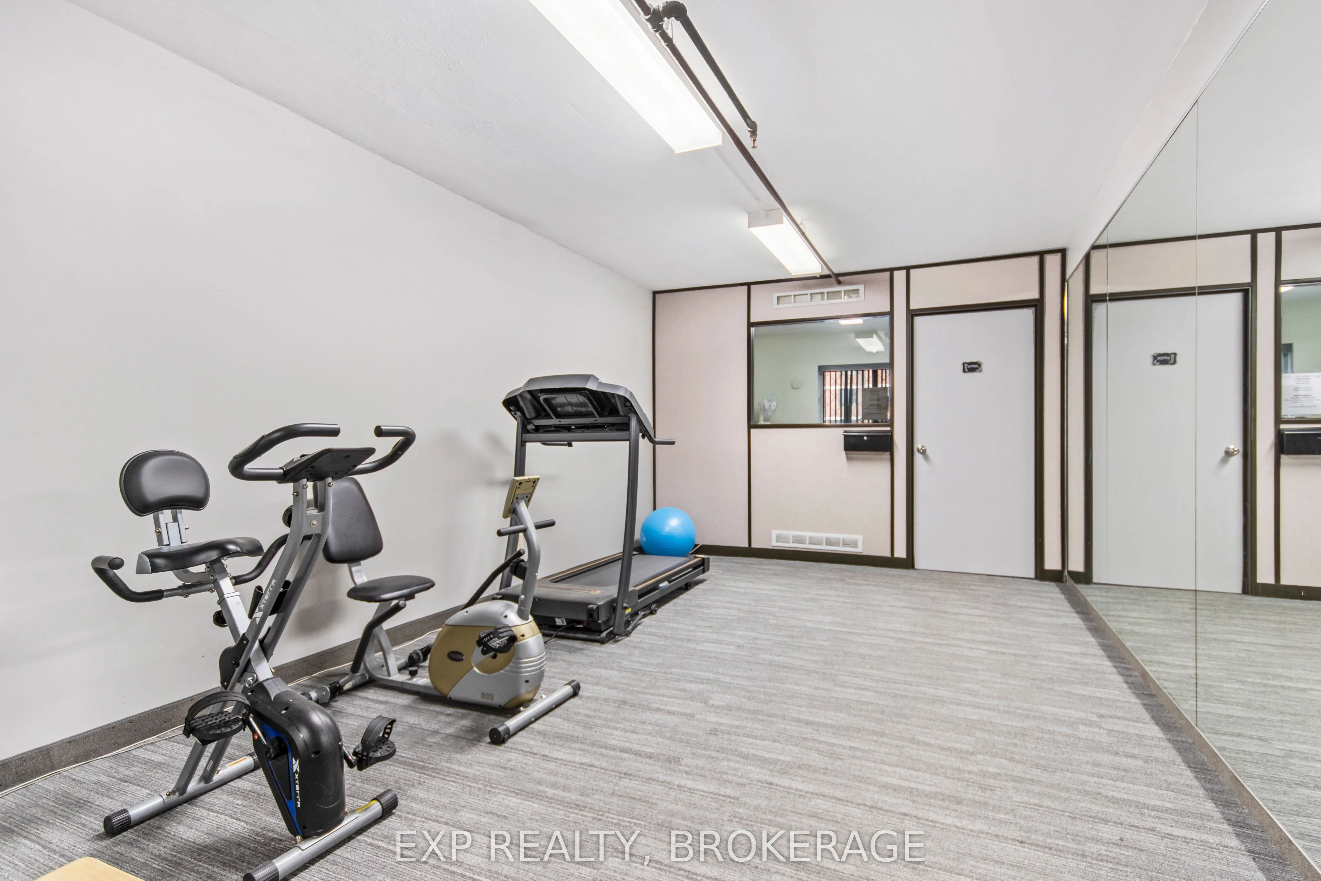 14 GREENVIEW Drive, #607