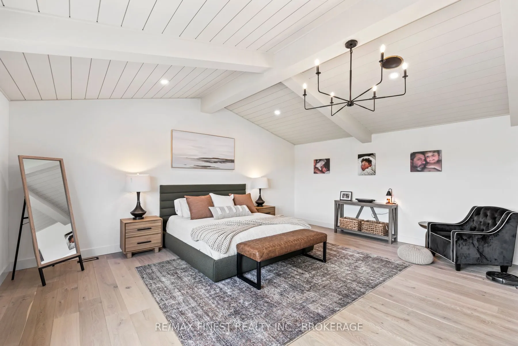 848 Windermere Drive