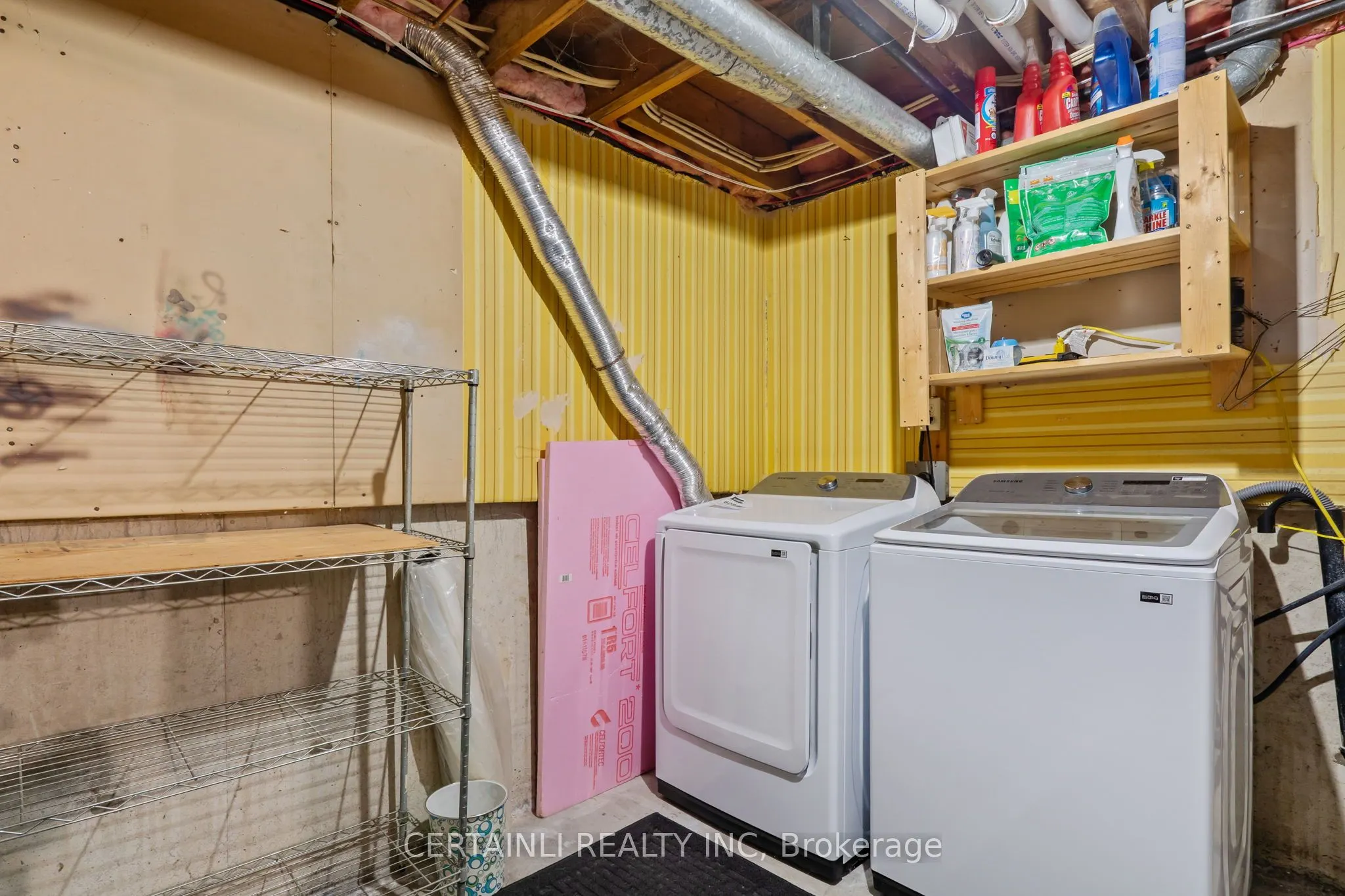 35 Rosamond Crescent