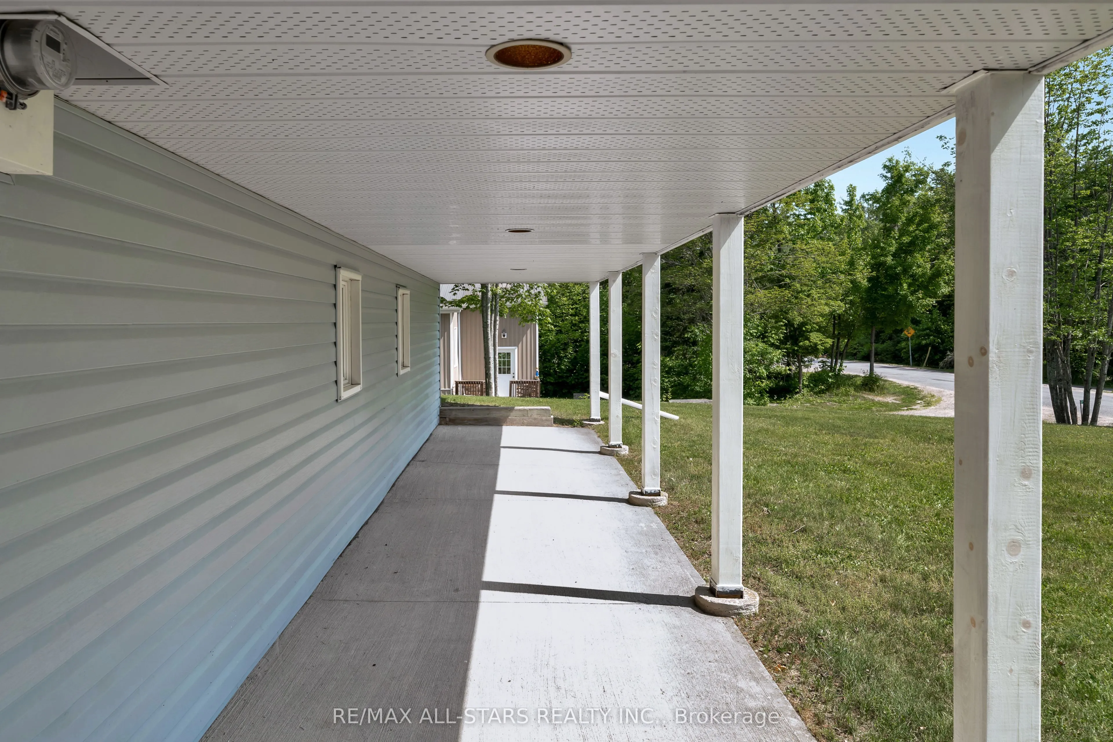 394 Kennedy Drive