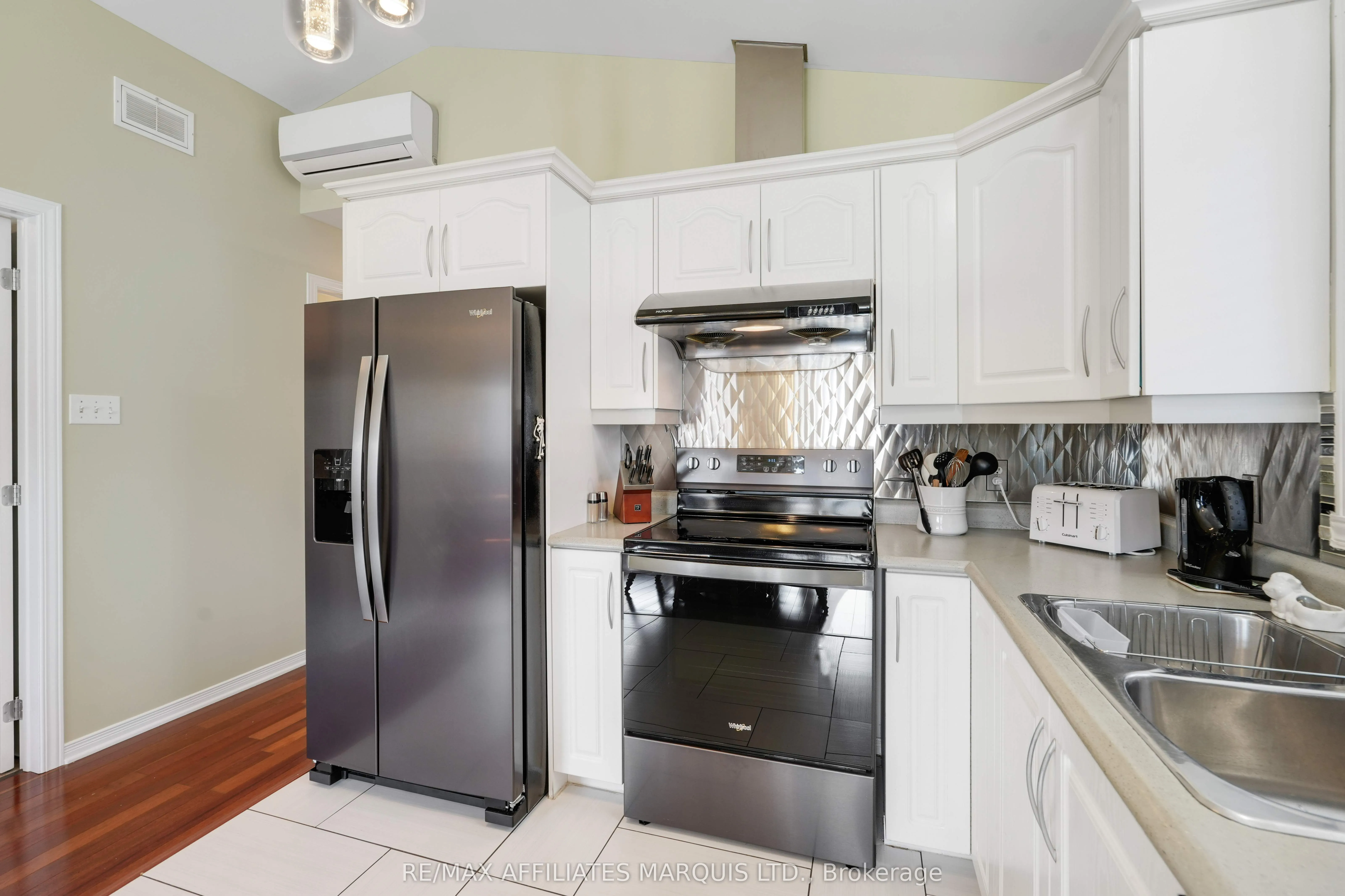 1518 Frank Court