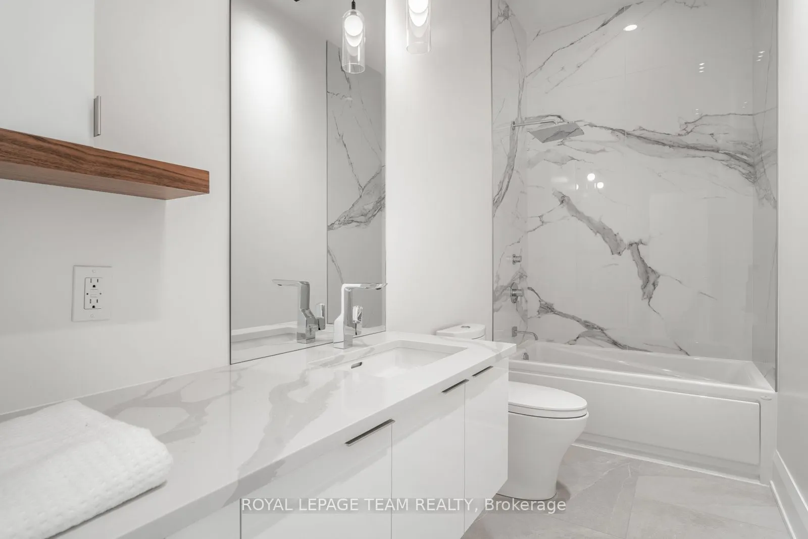 805 Carling Avenue, #4502