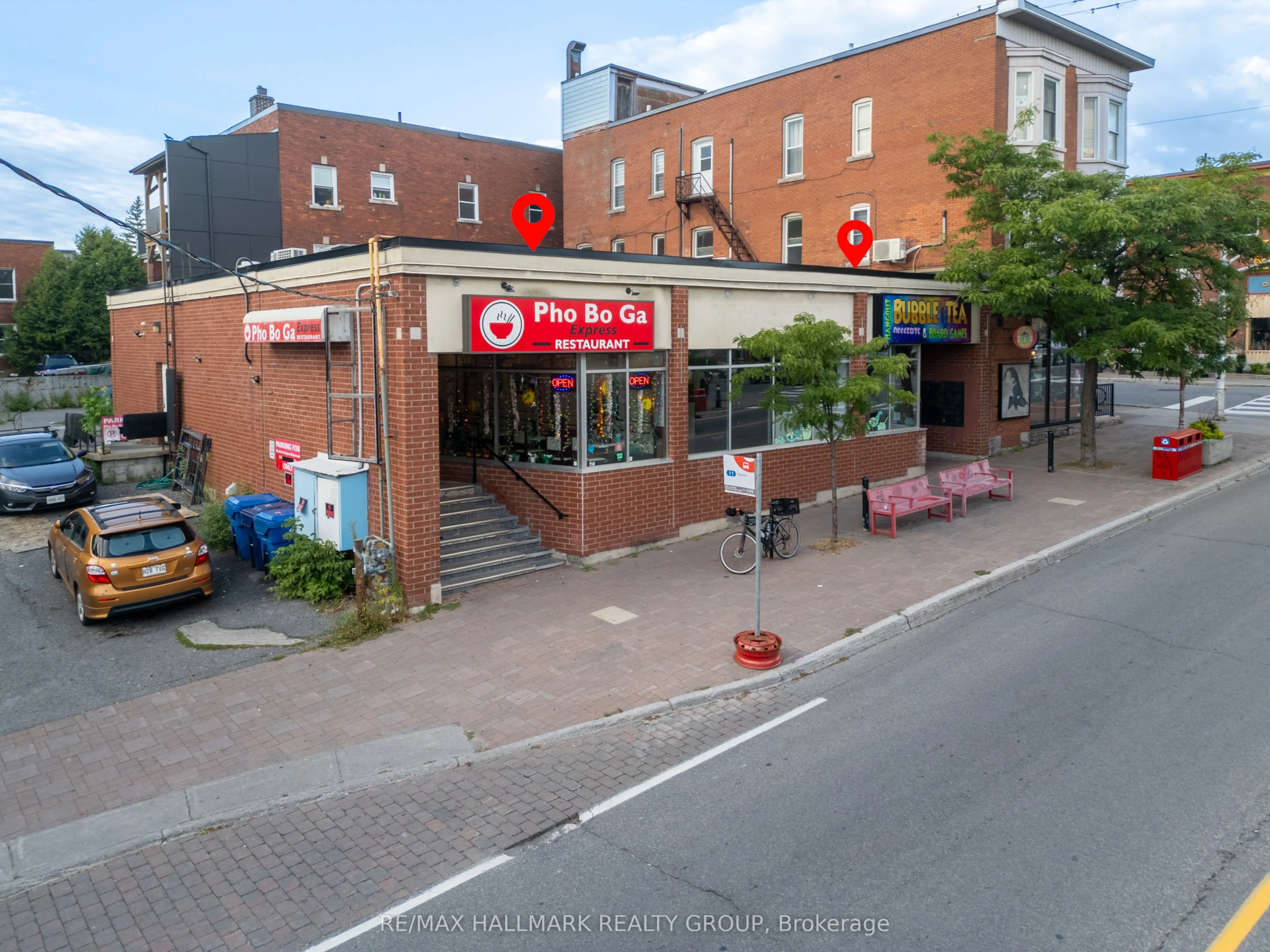 843-839 Somerset Street W