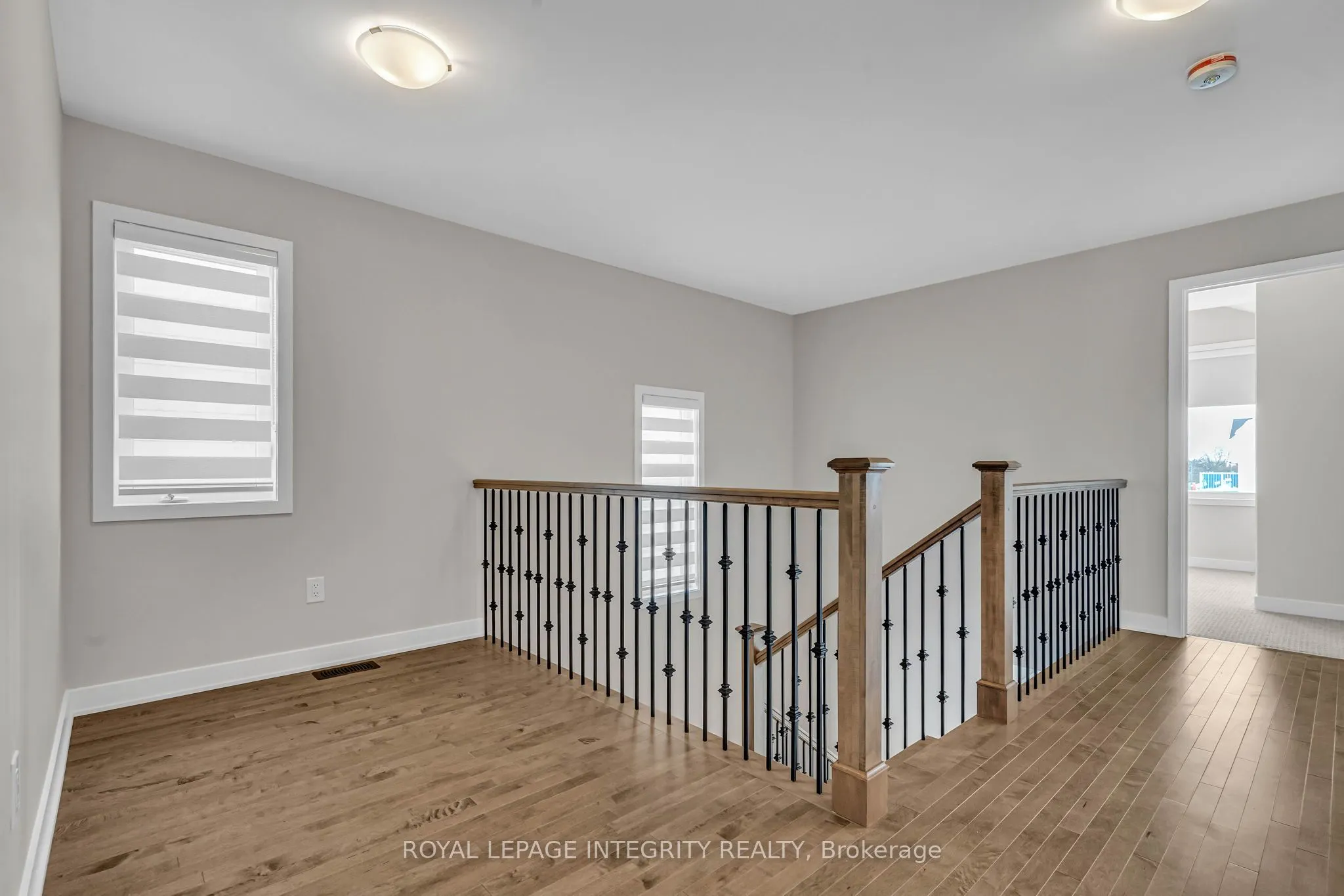 505 OLDENBURG Avenue