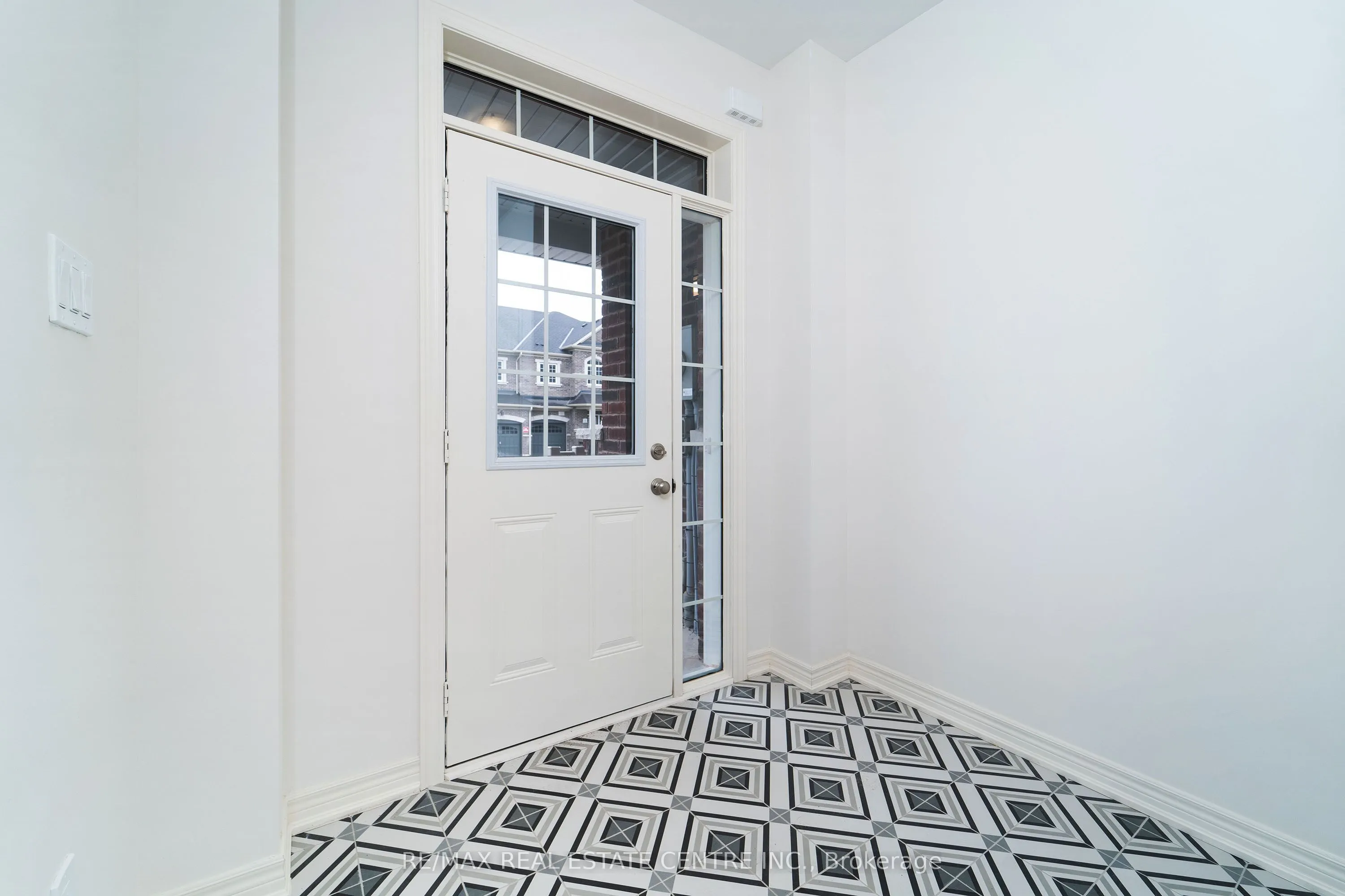 16 Lidstone Street