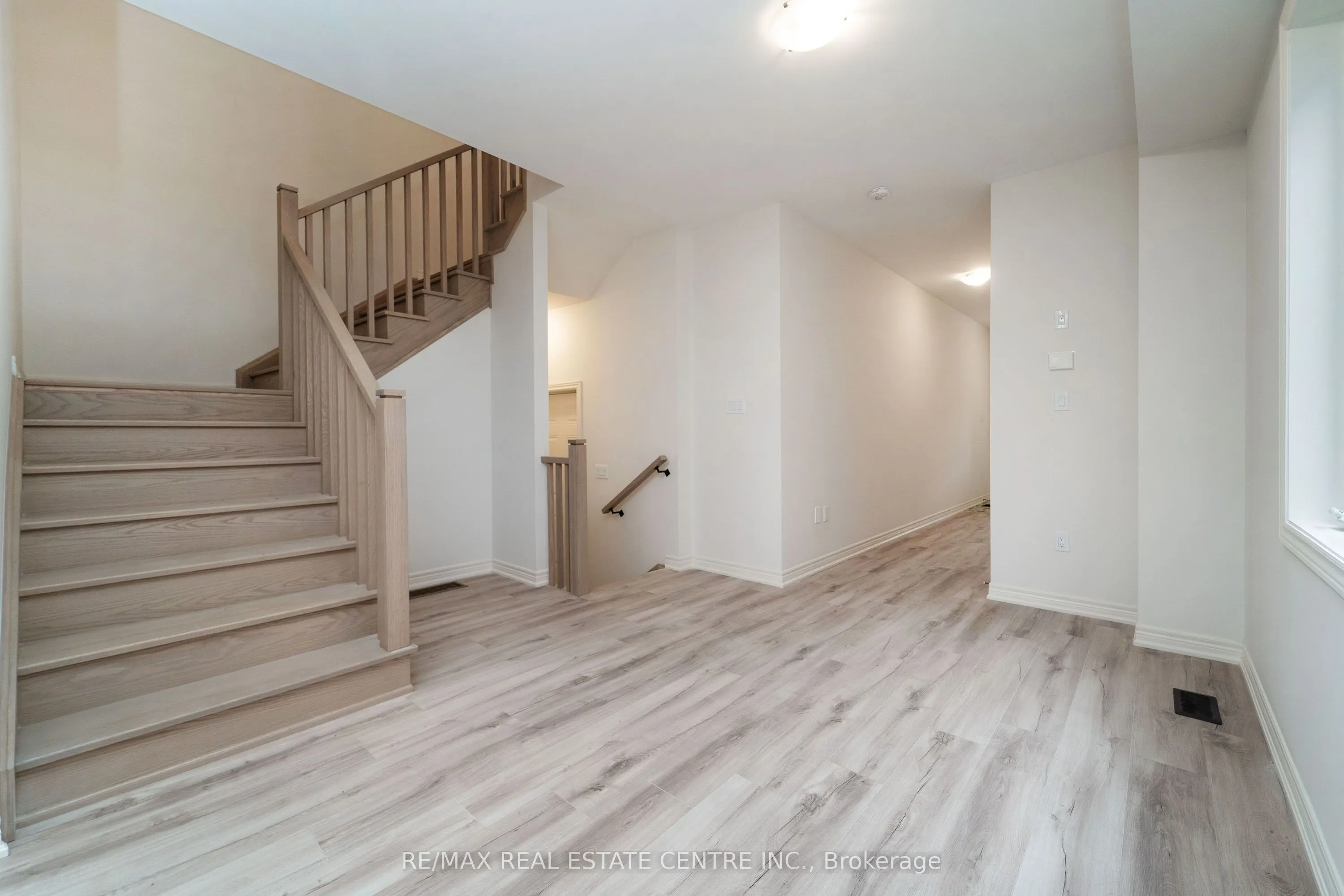 16 Lidstone Street