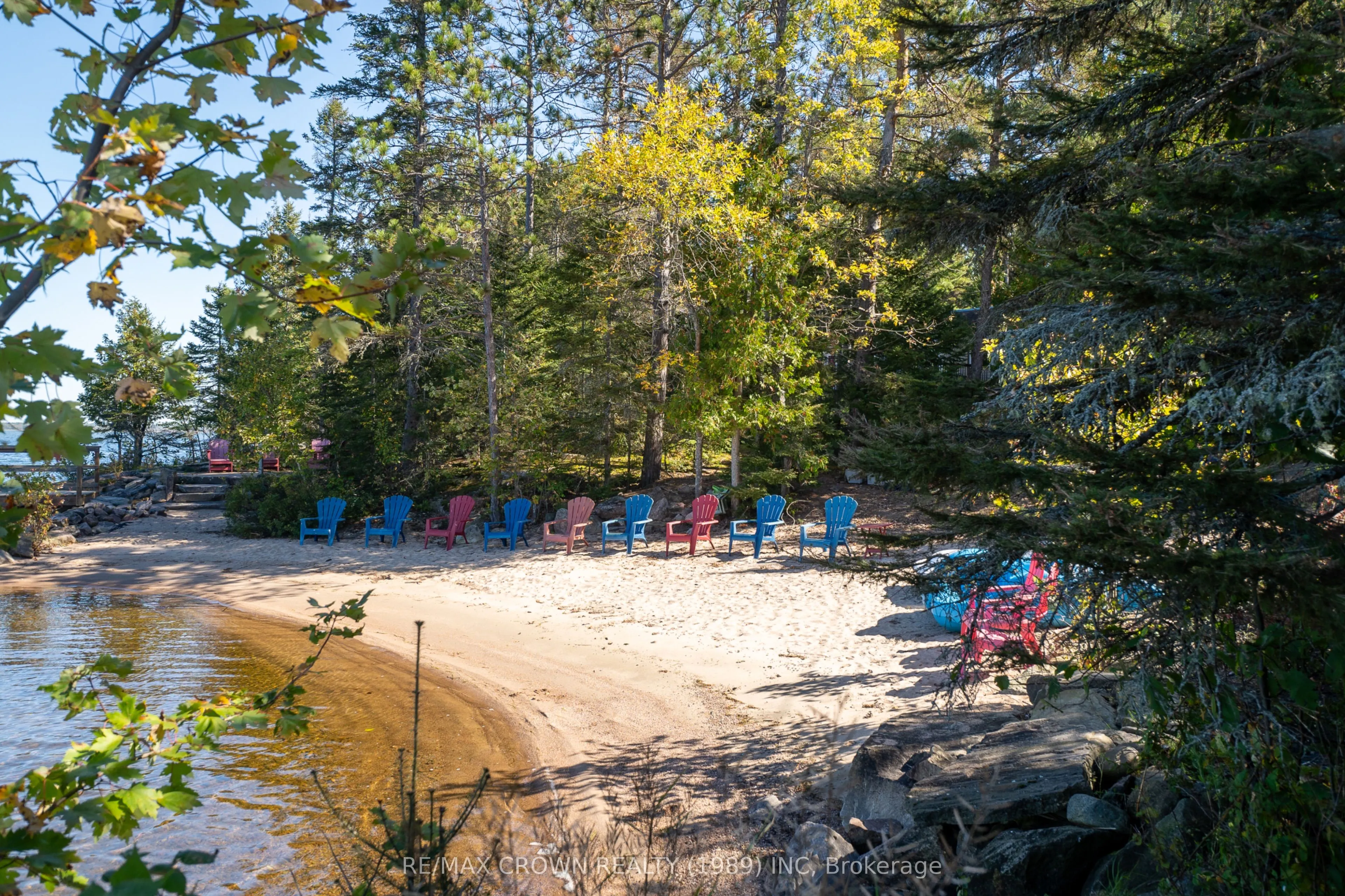 260 Birchgrove Drive E