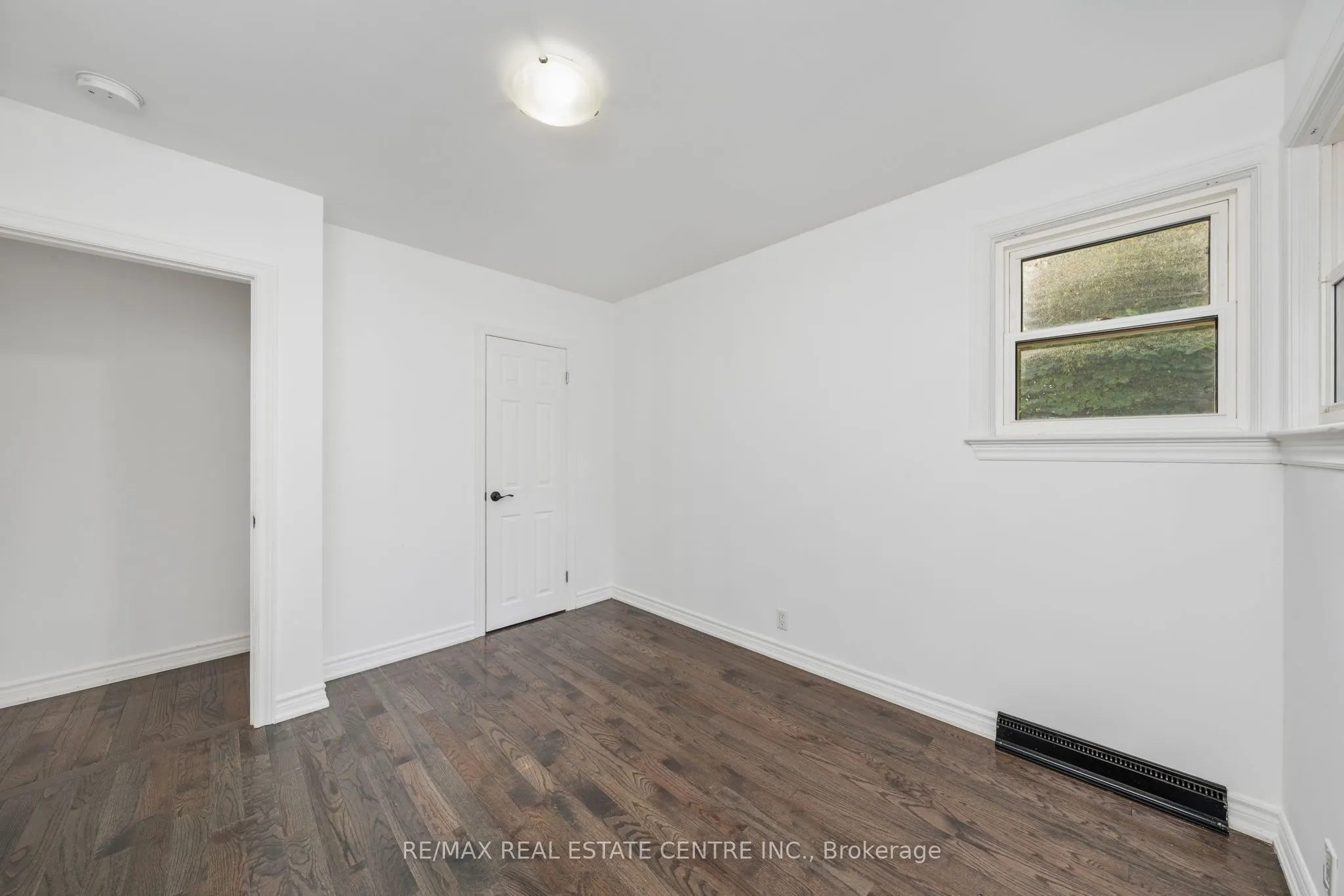 601 Hollywood Place