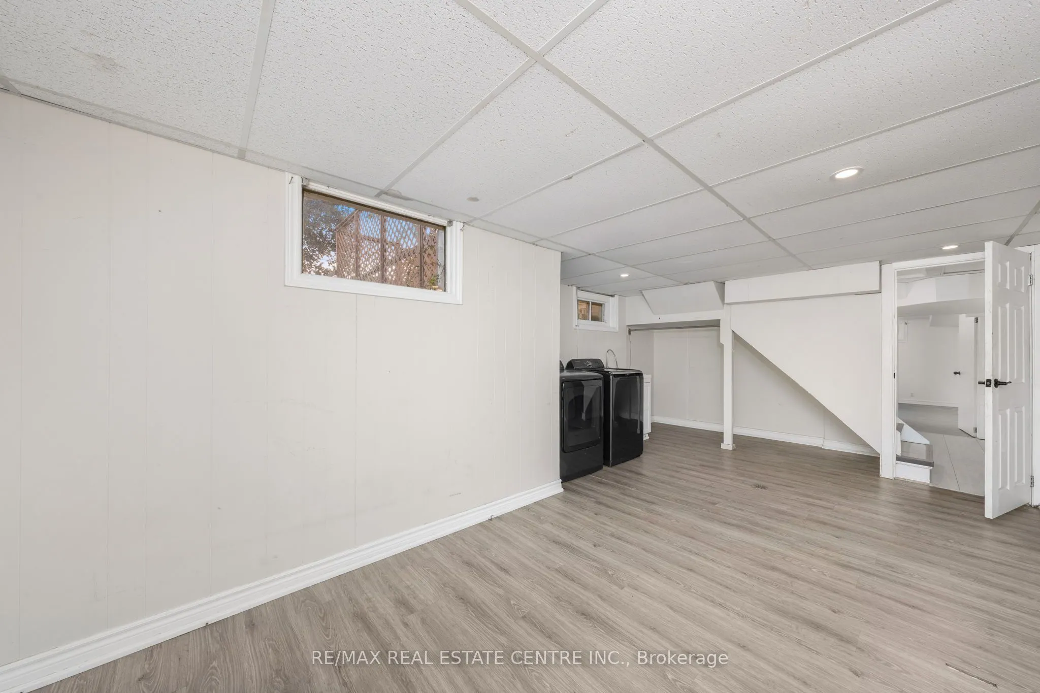 601 Hollywood Place