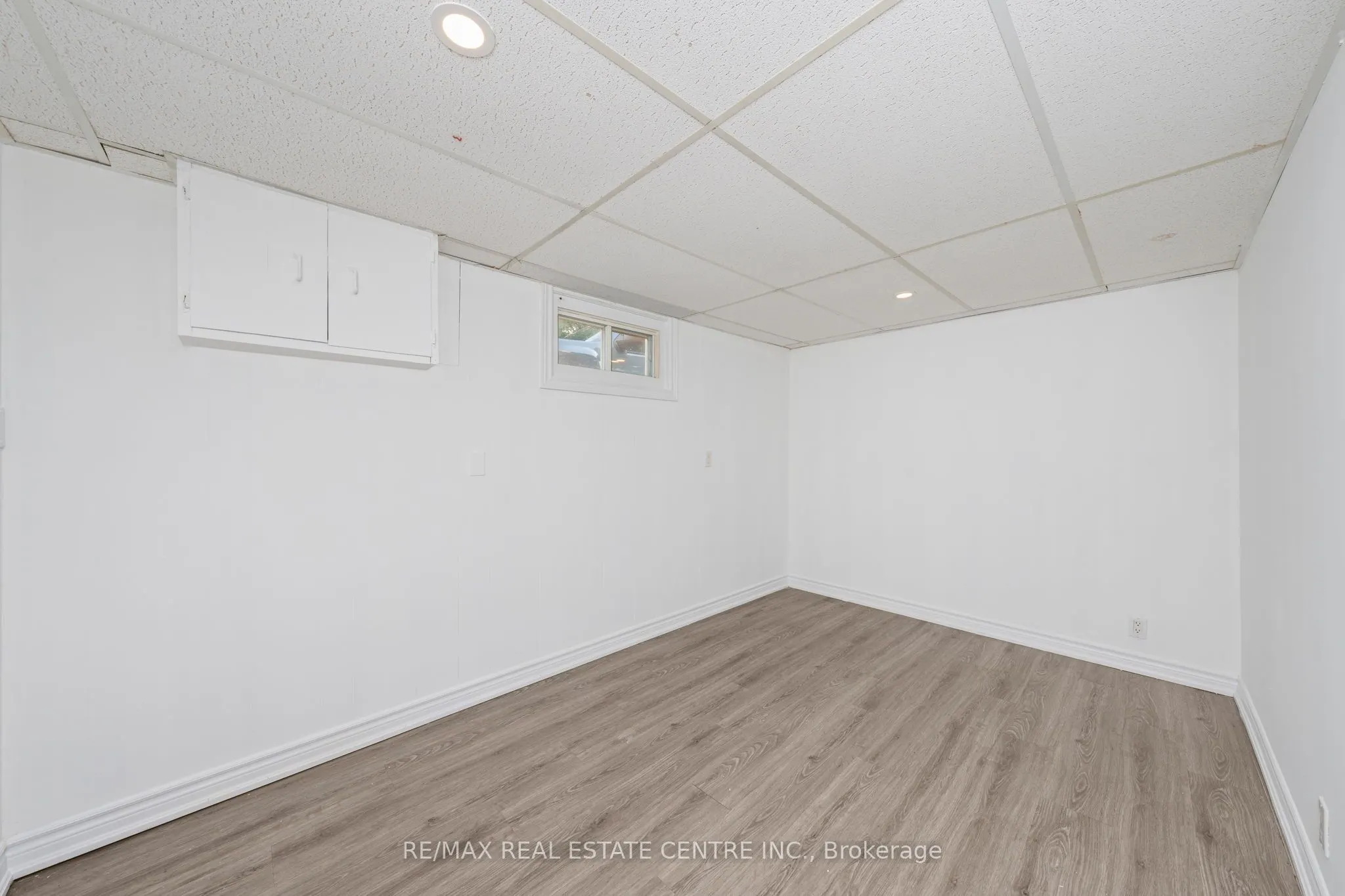 601 Hollywood Place