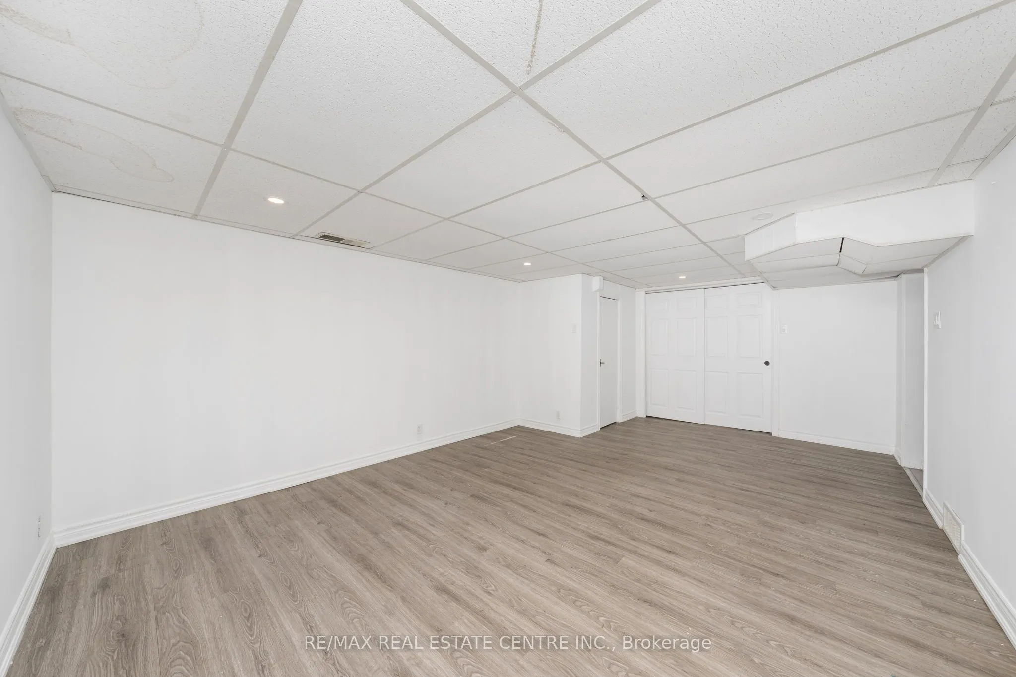 601 Hollywood Place