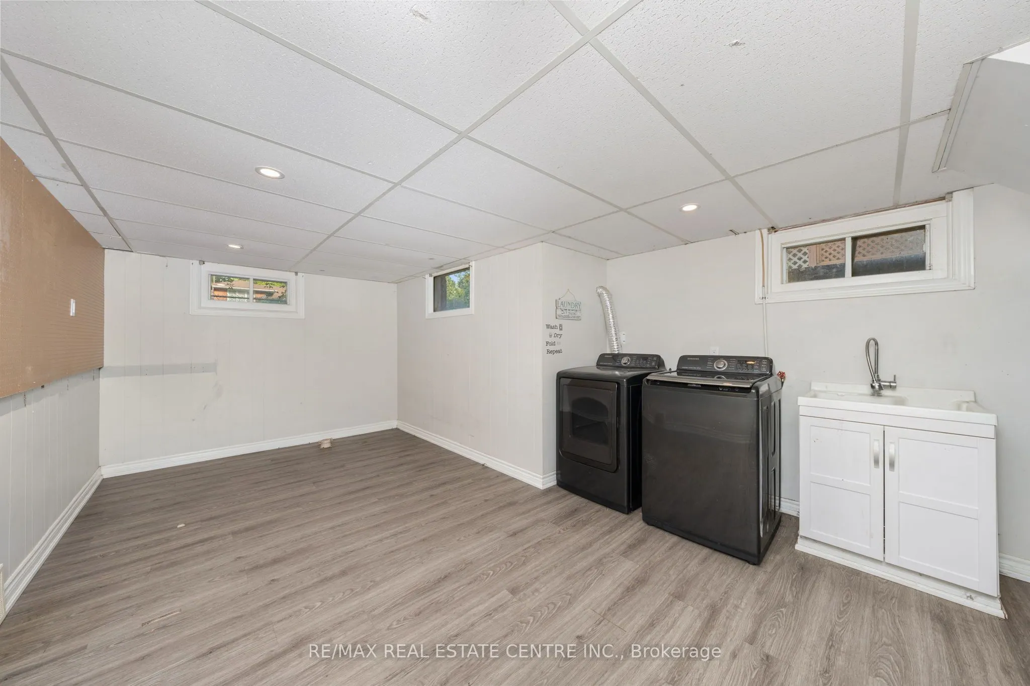 601 Hollywood Place