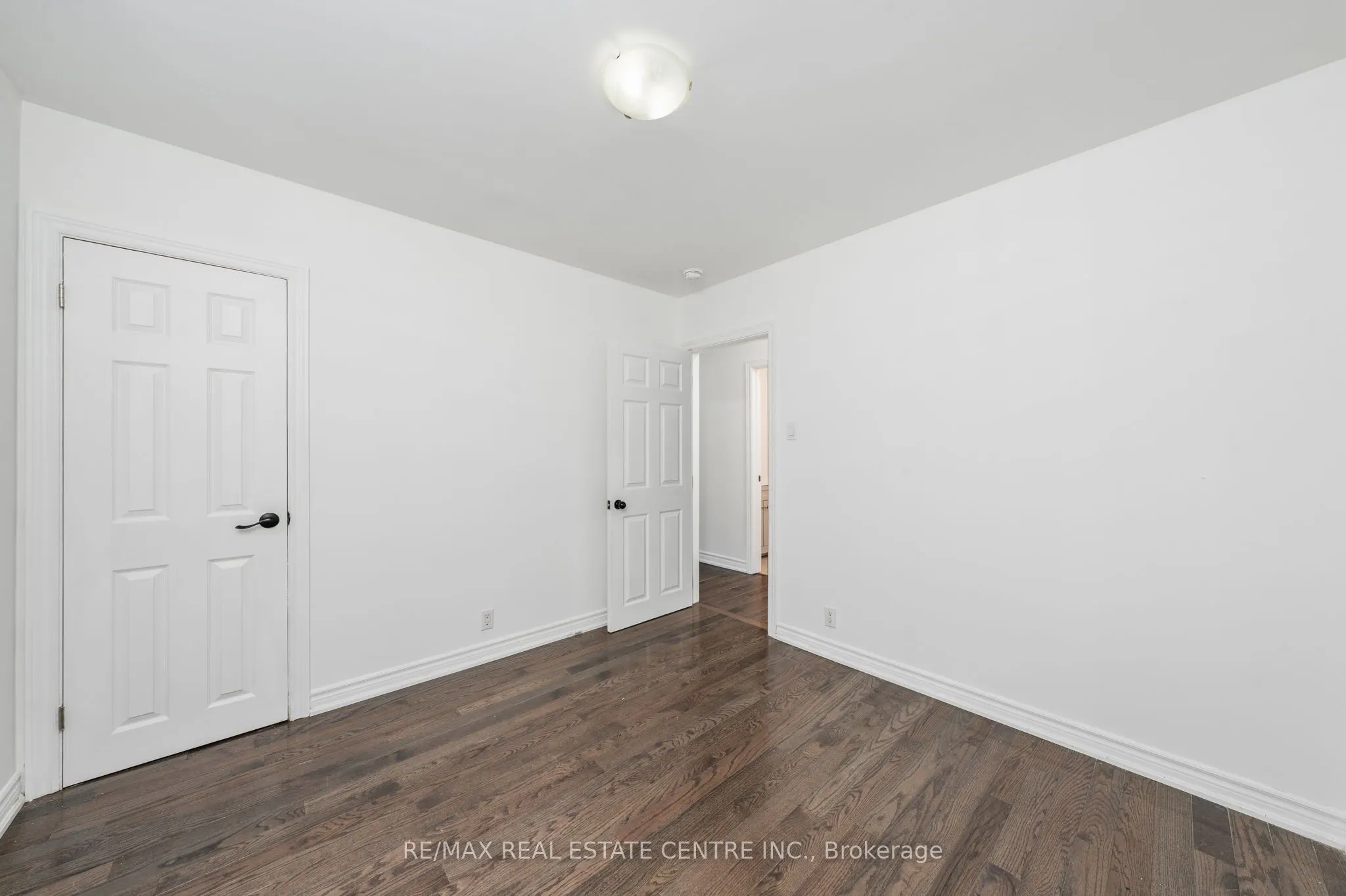 601 Hollywood Place