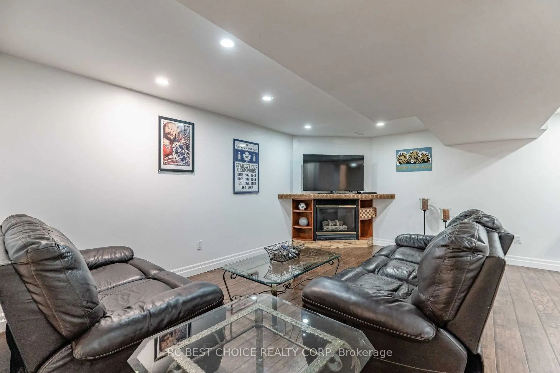 50 Pelham Drive