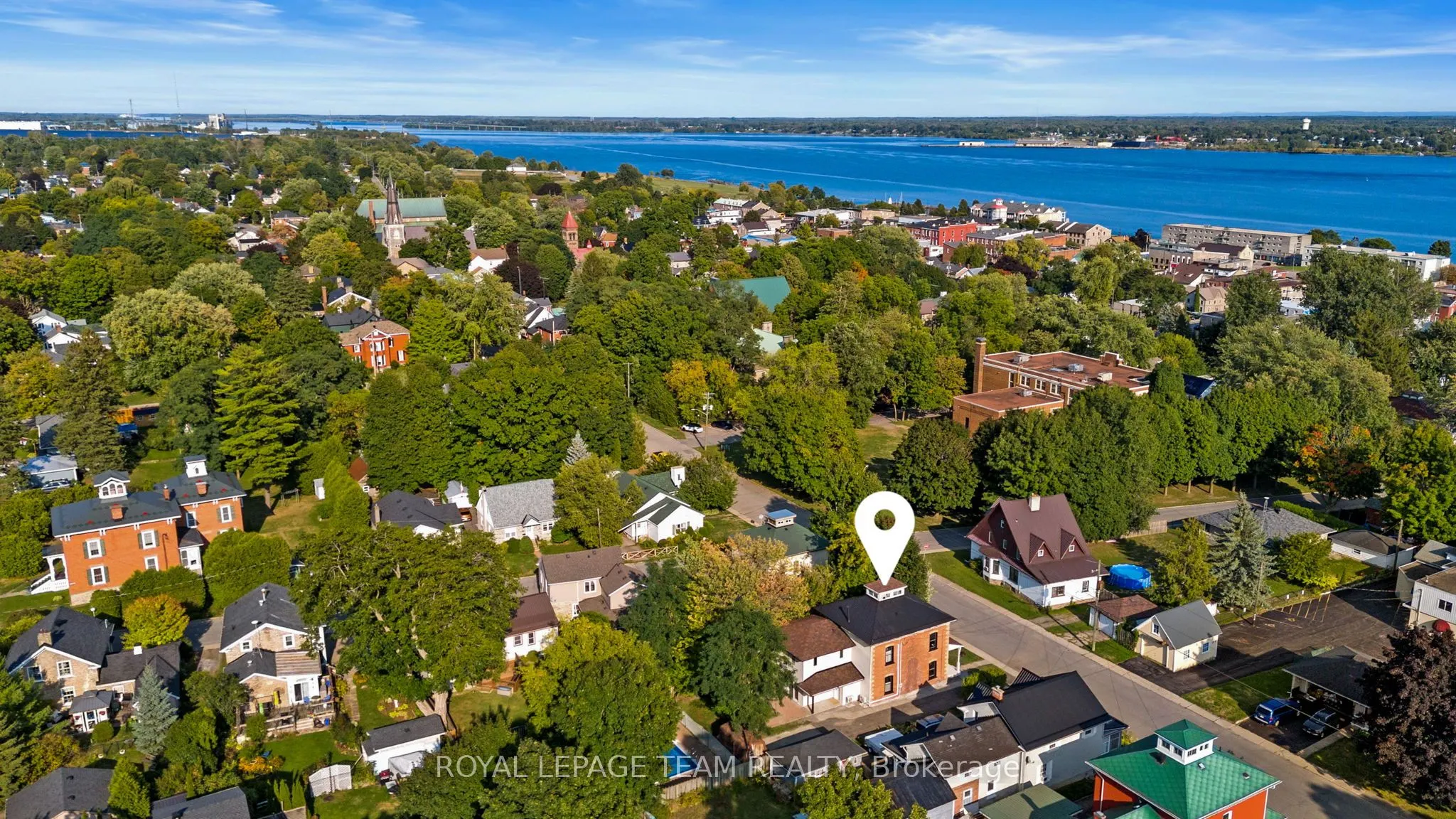 414 James Street W