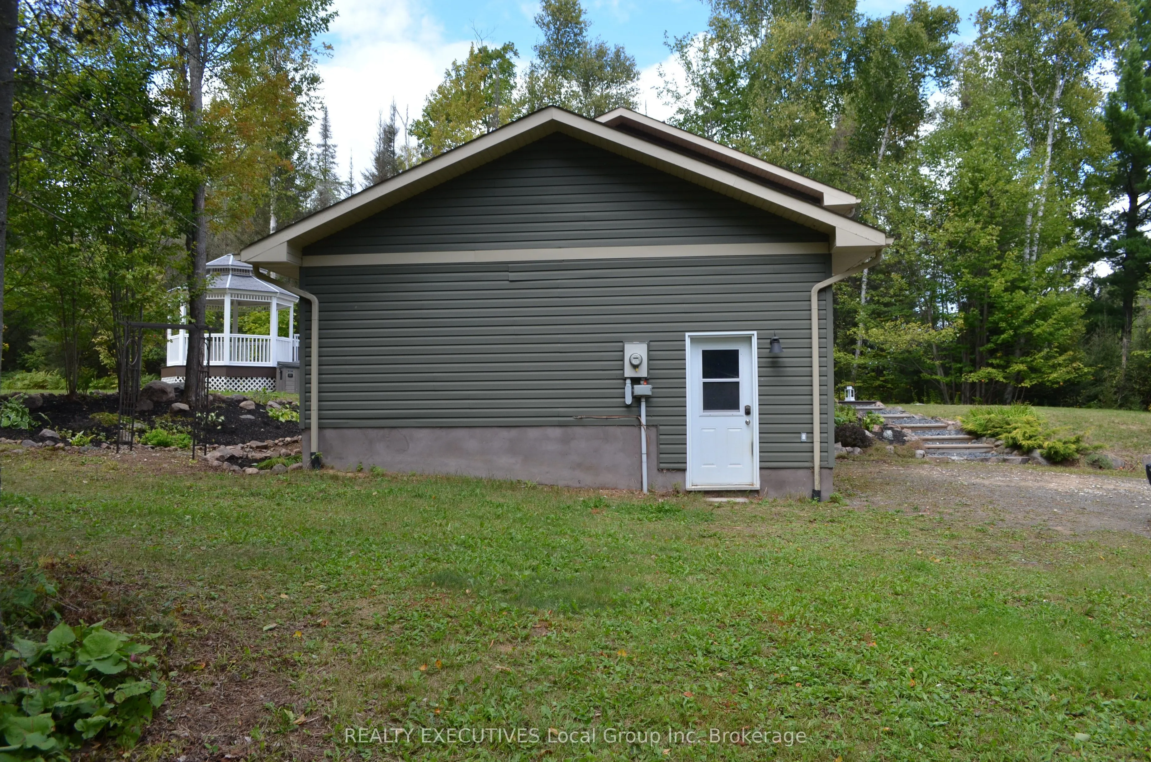 581 Ouellette Road