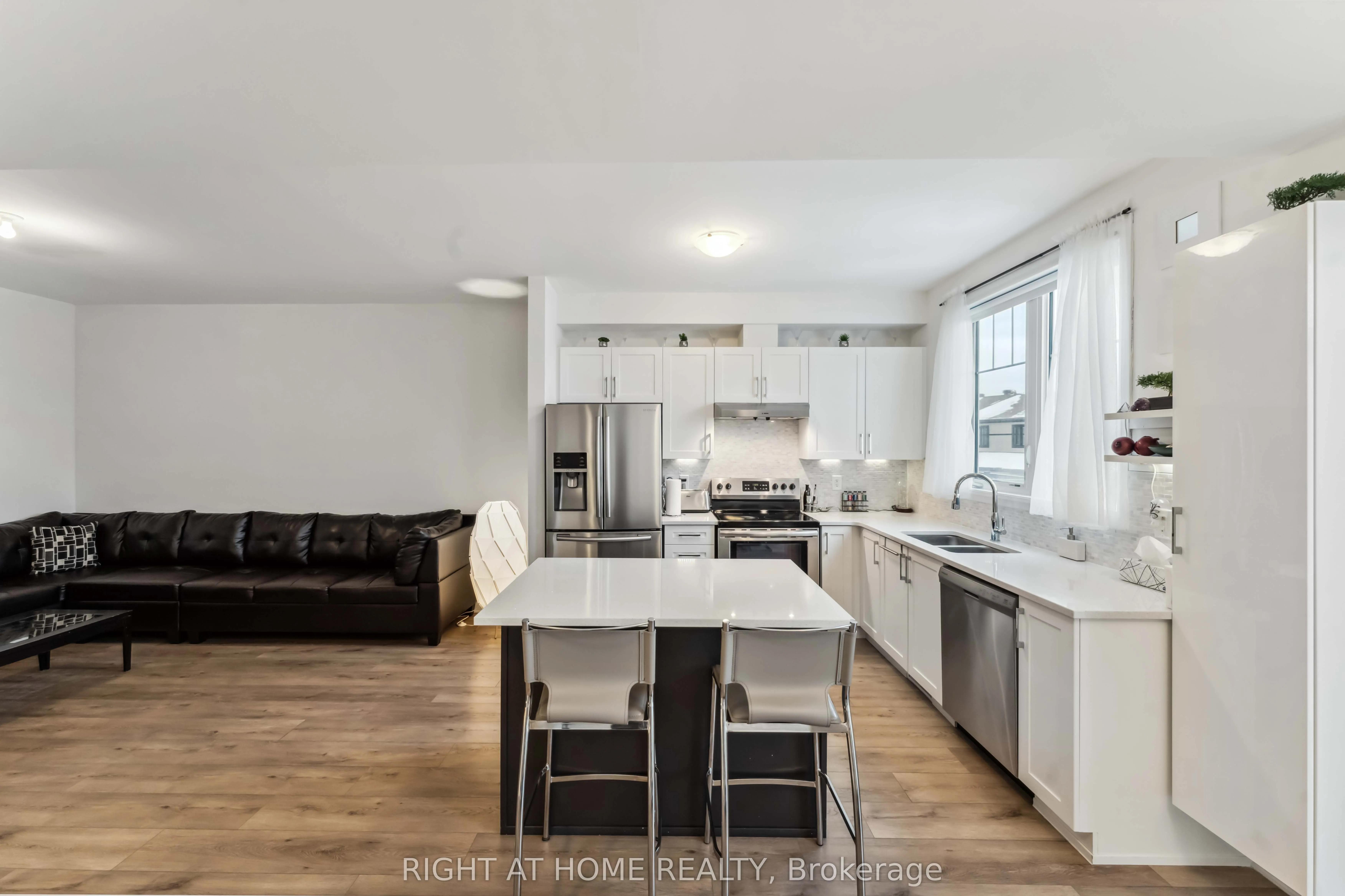 167 Attwell Private