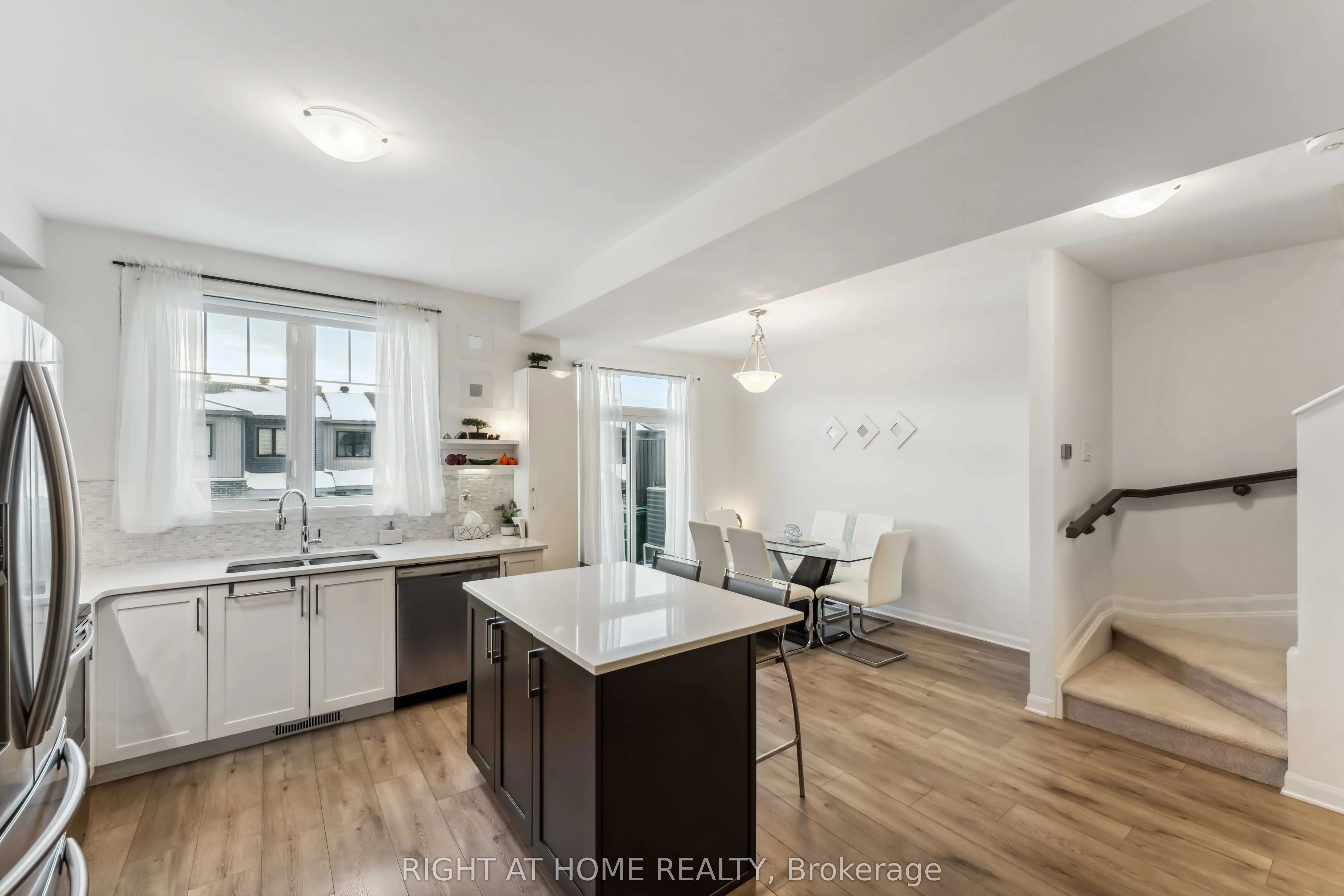 167 Attwell Private