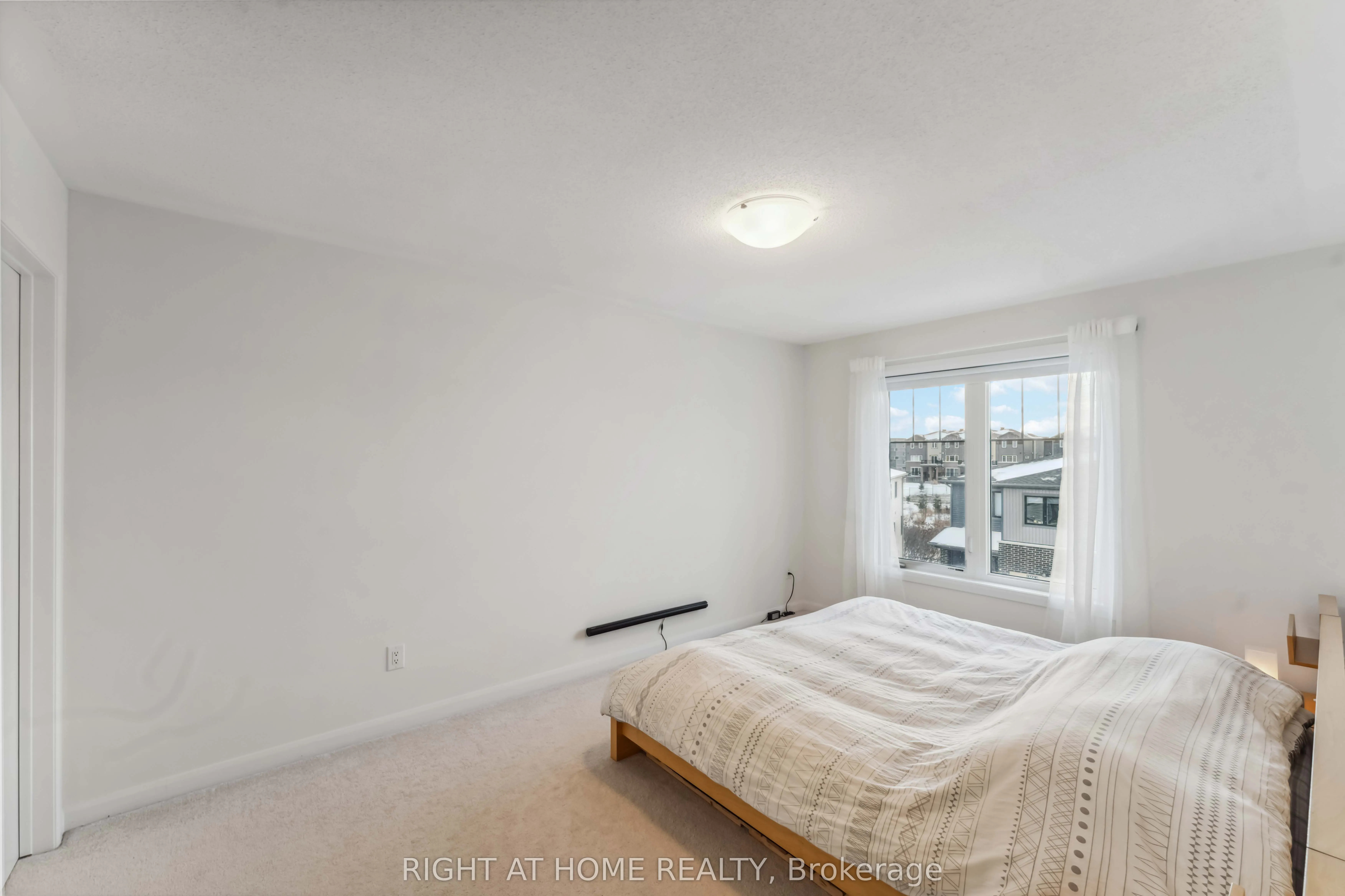 167 Attwell Private