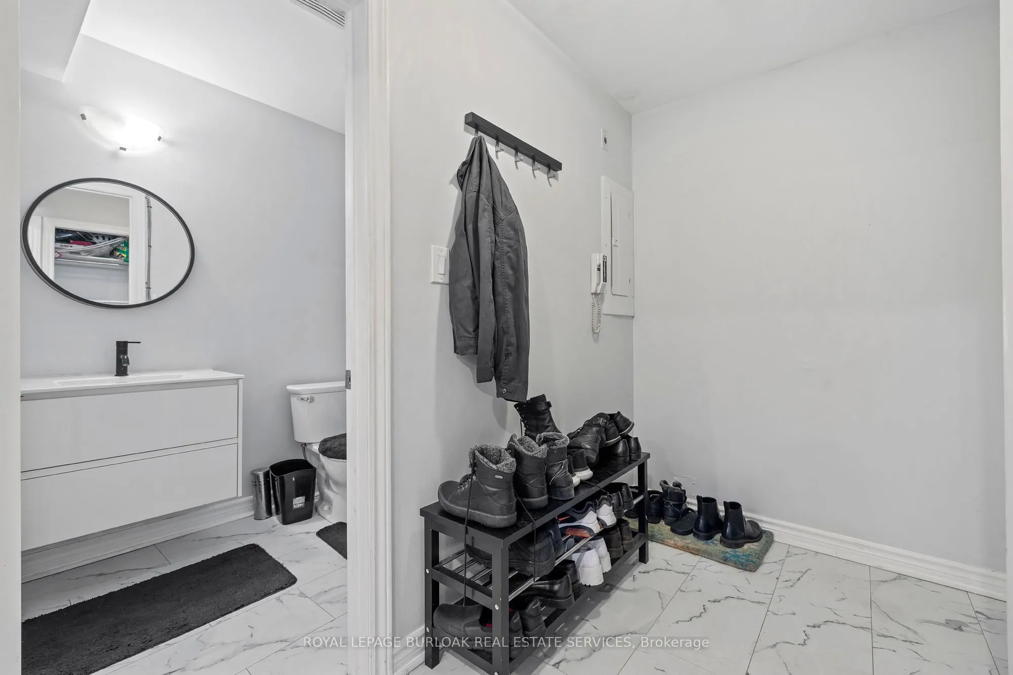 28 Victoria Avenue N, #104