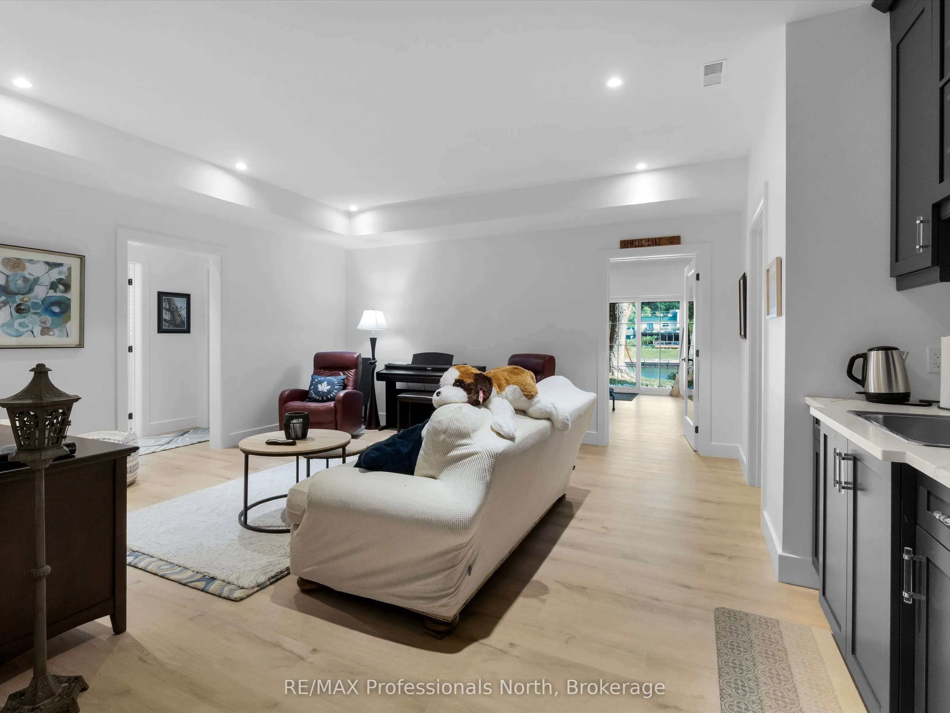 211 Holditch Street