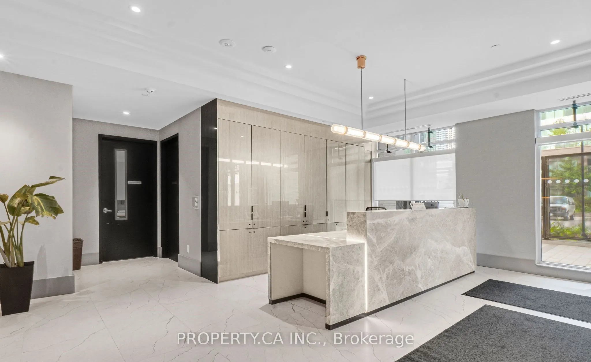 55 Duke Street W Street, #317