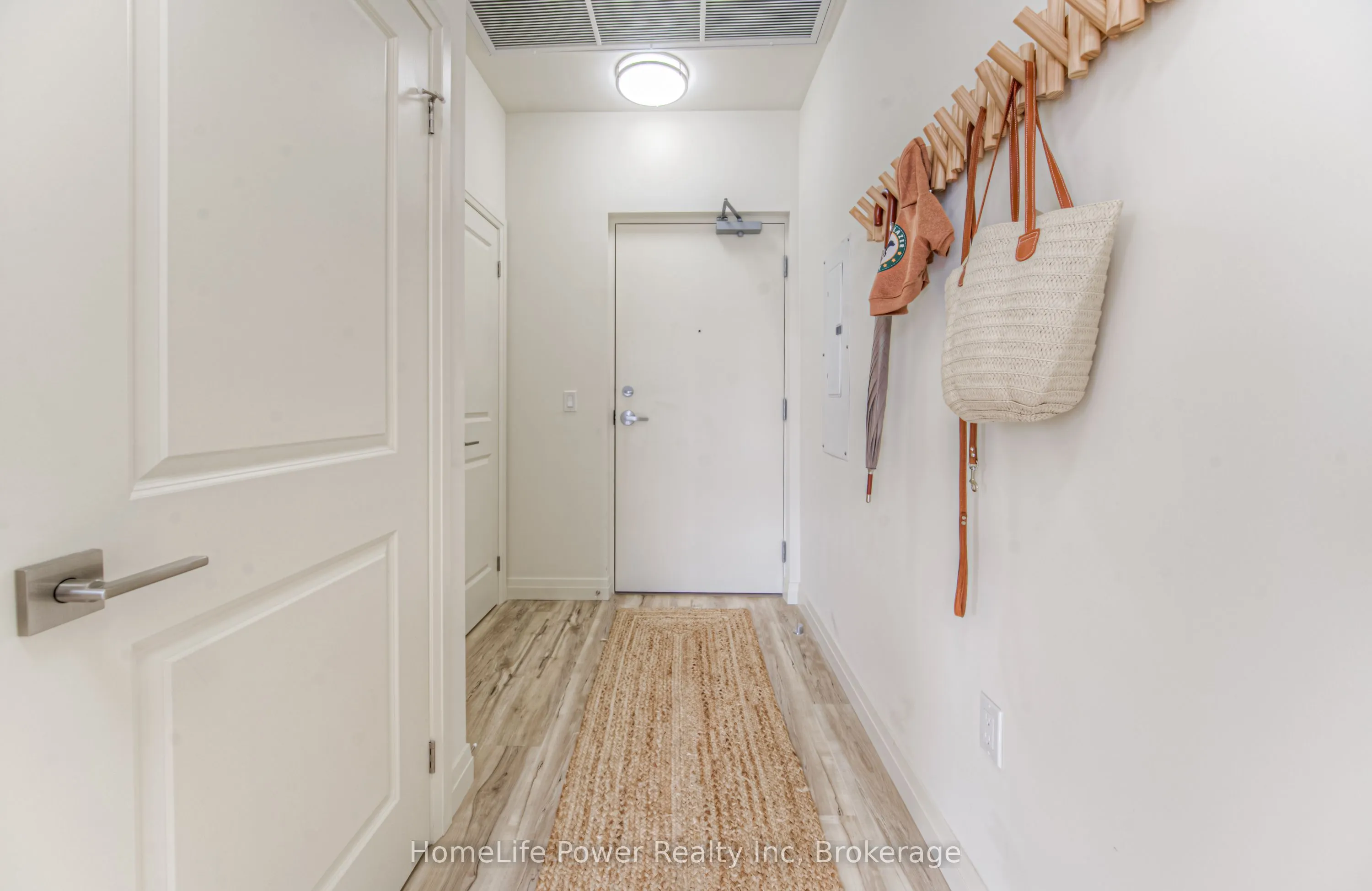 301 Westmount Road, #103