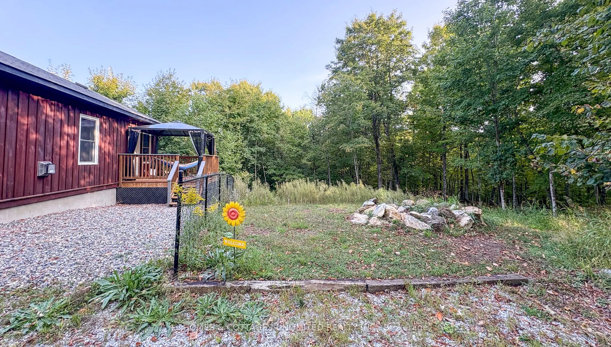 1037A PALMERSTON Crescent