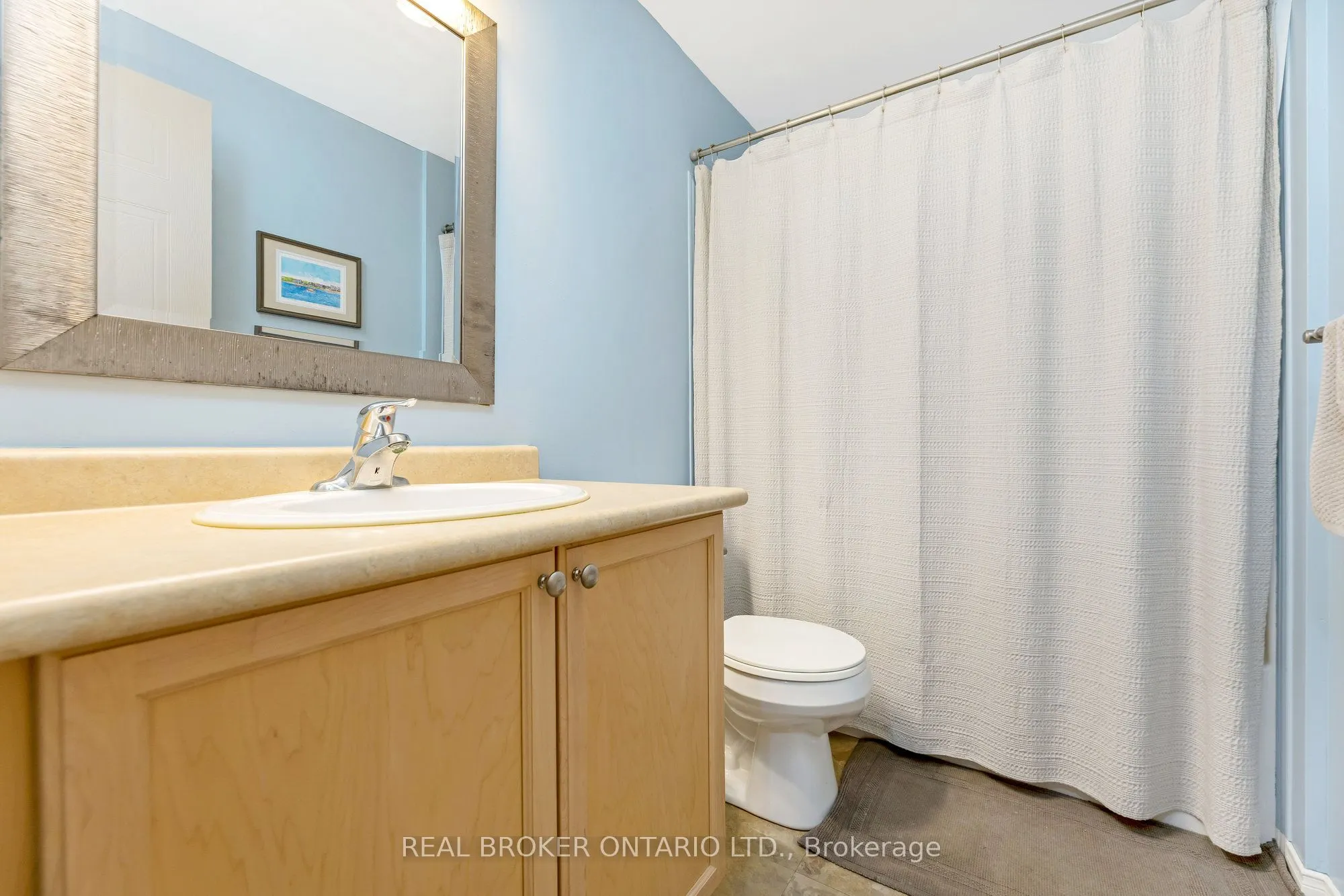 56 Roehampton Crescent, #25