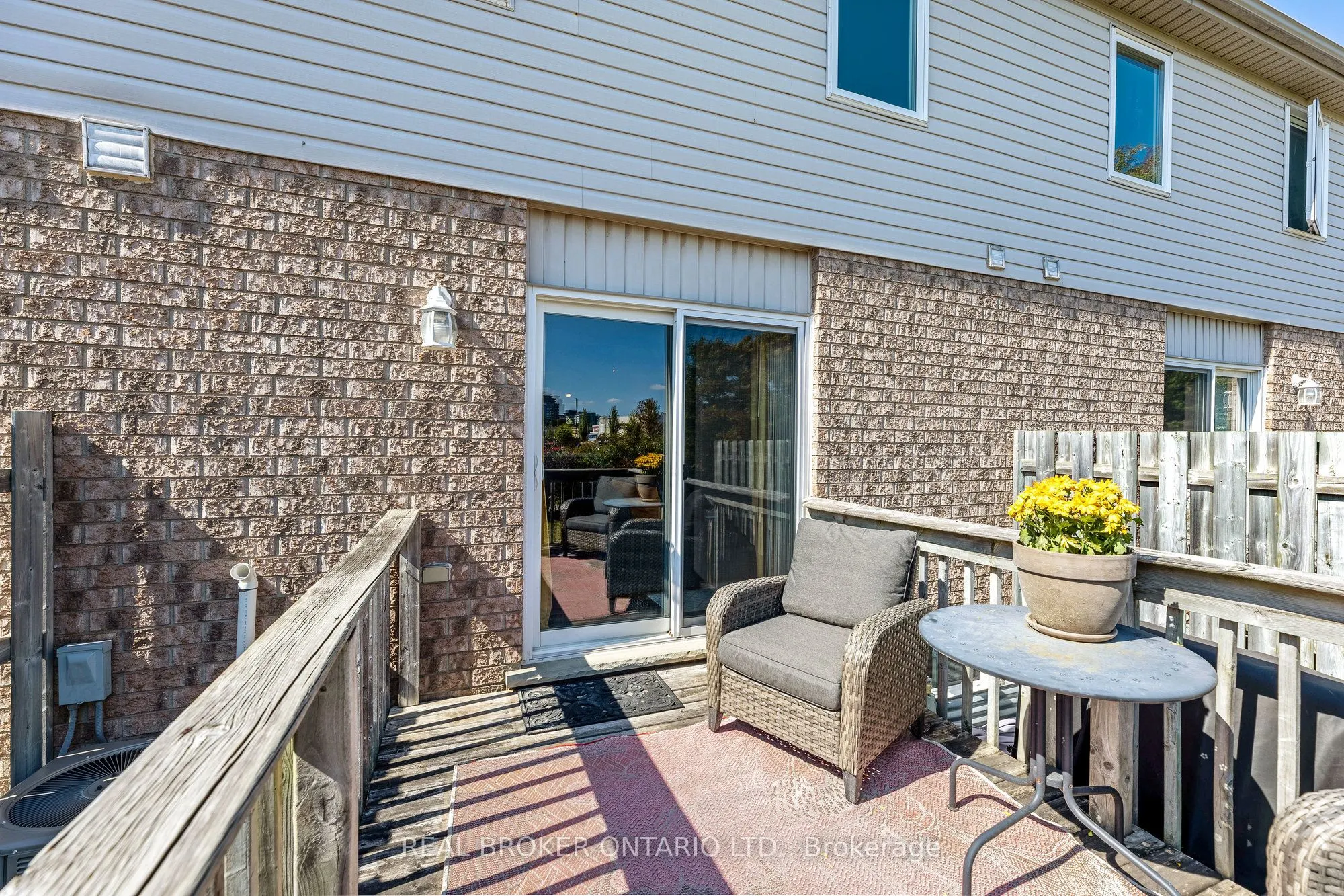 56 Roehampton Crescent, #25