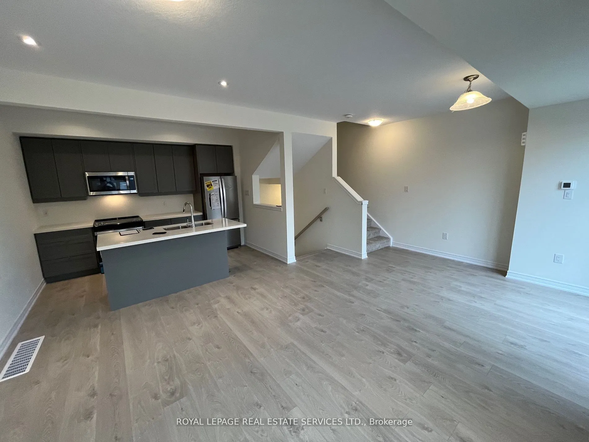 10 Birmingham Drive, #80