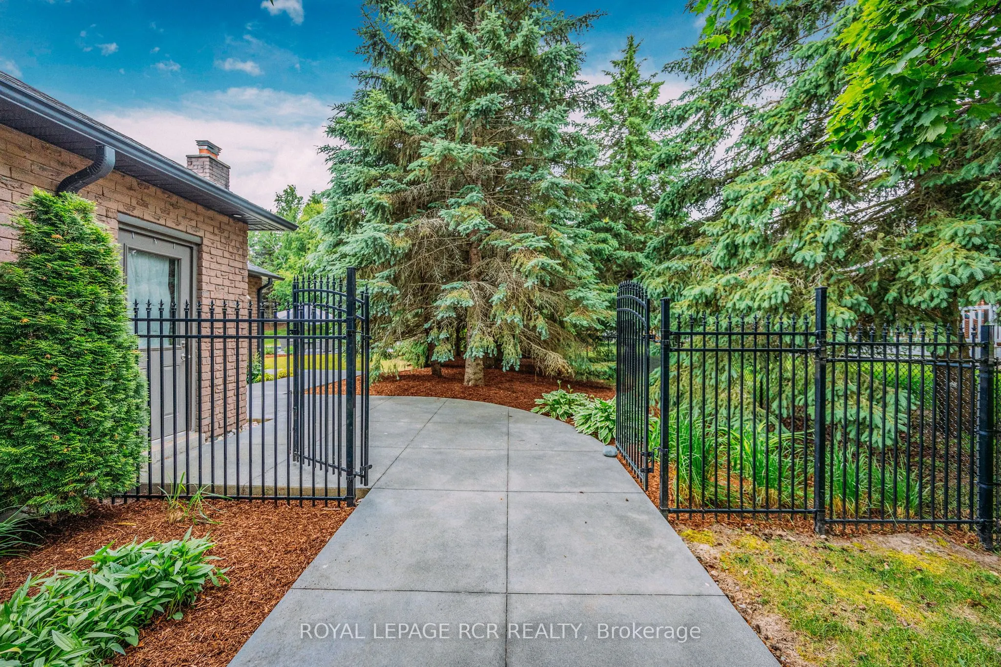 35 Hawthorne Road