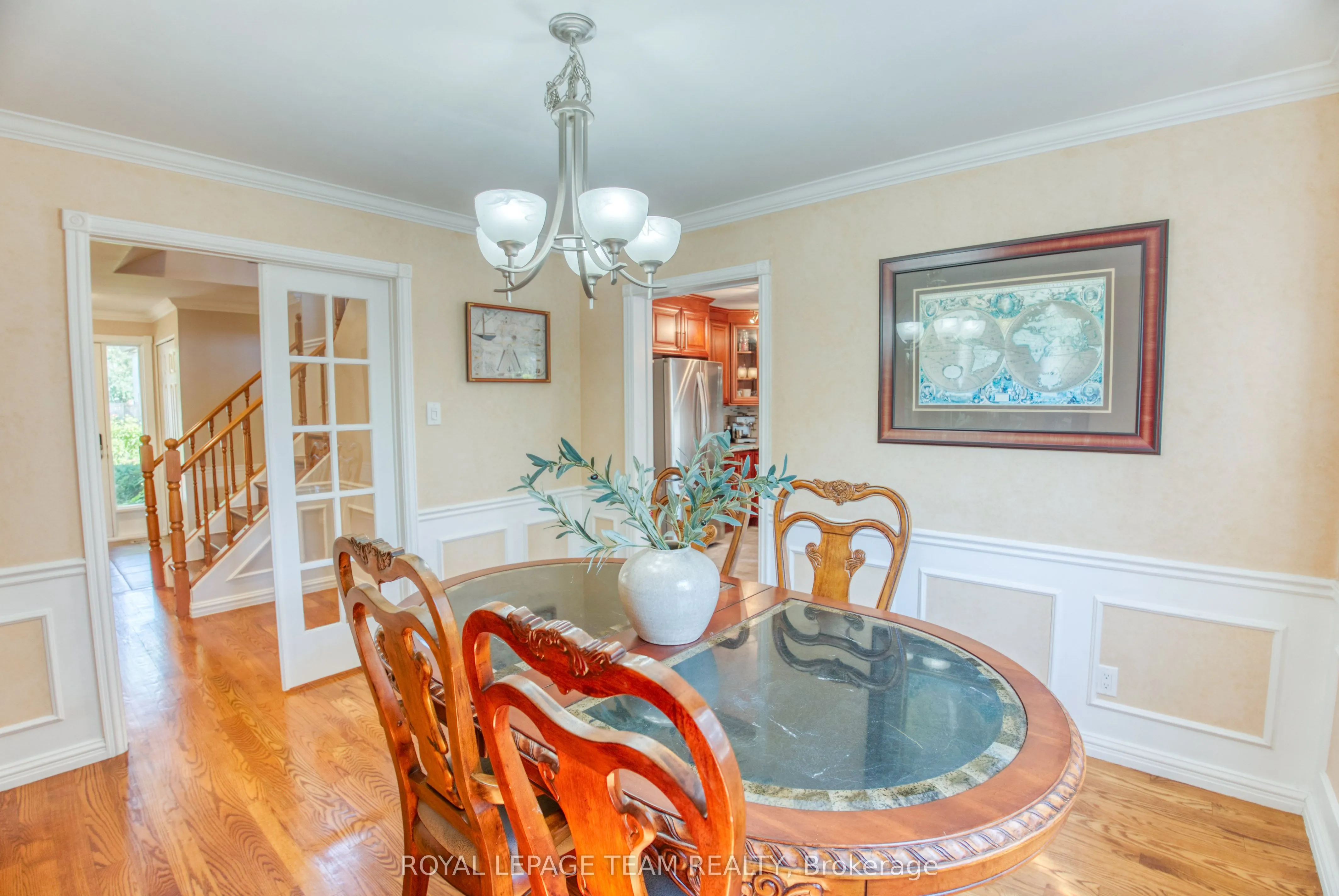 8 Huntsman Crescent