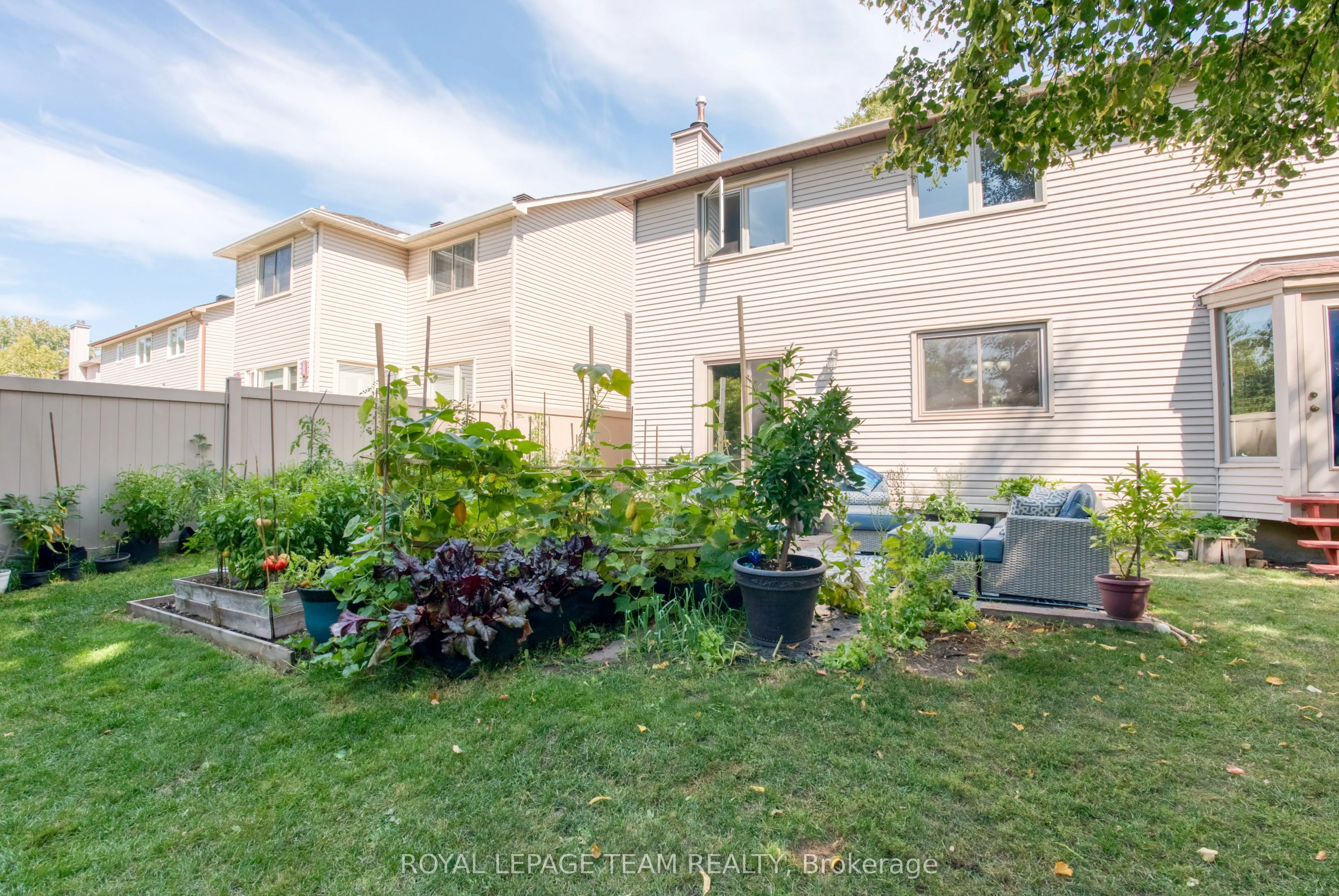 8 Huntsman Crescent