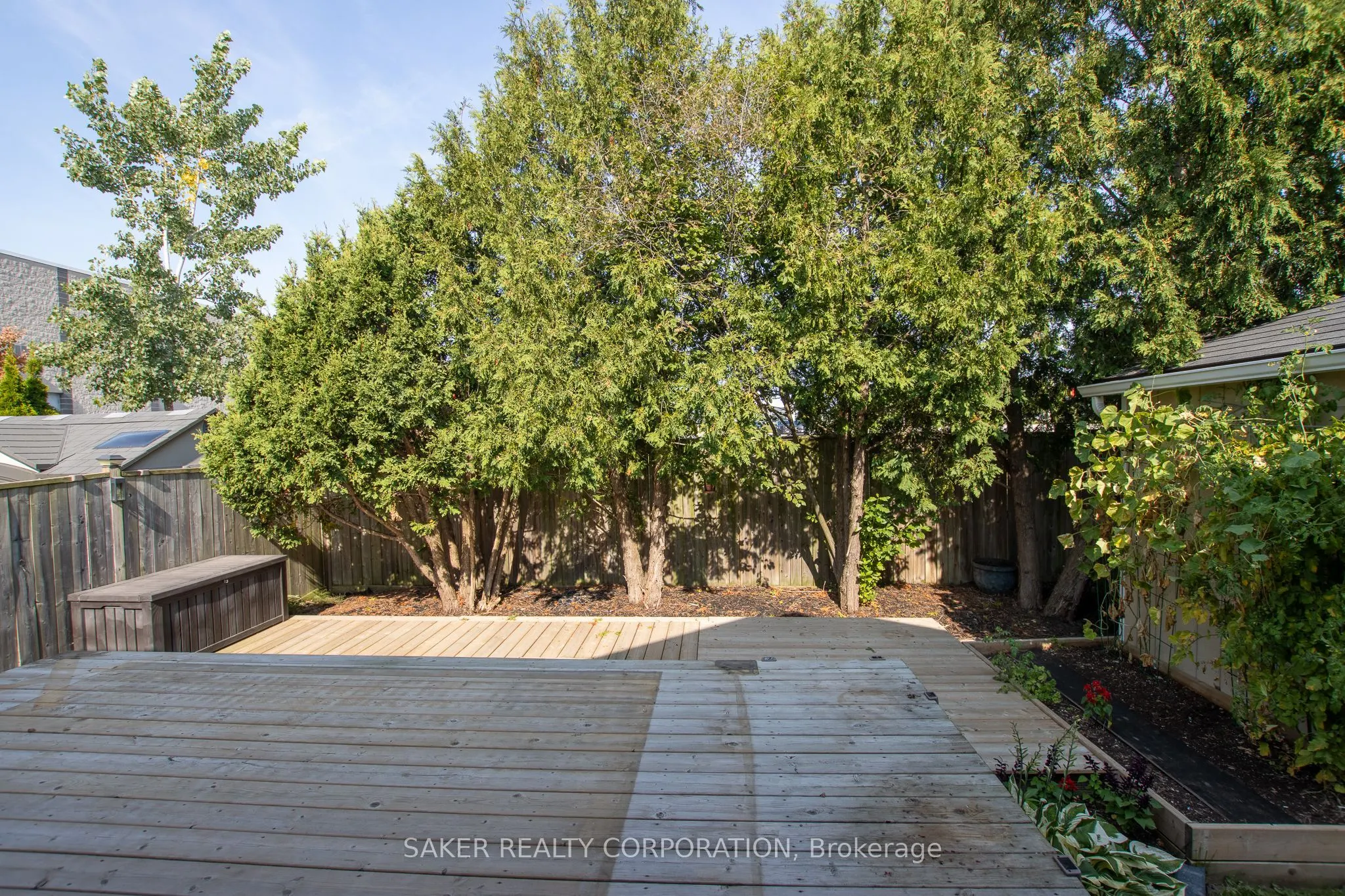 3385 EMILYCARR Lane