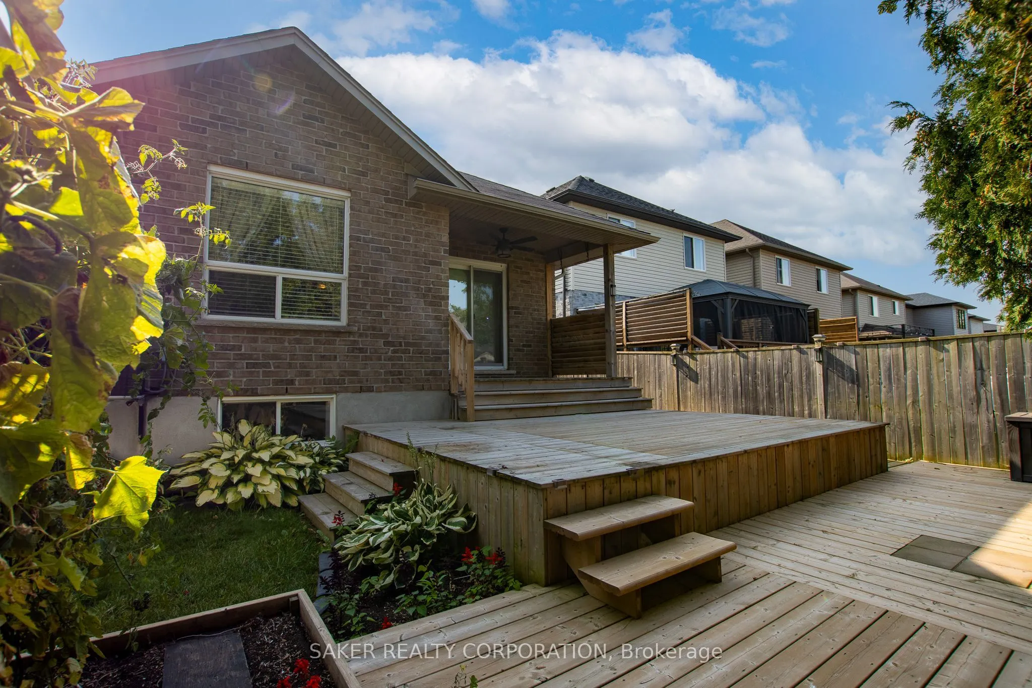 3385 EMILYCARR Lane