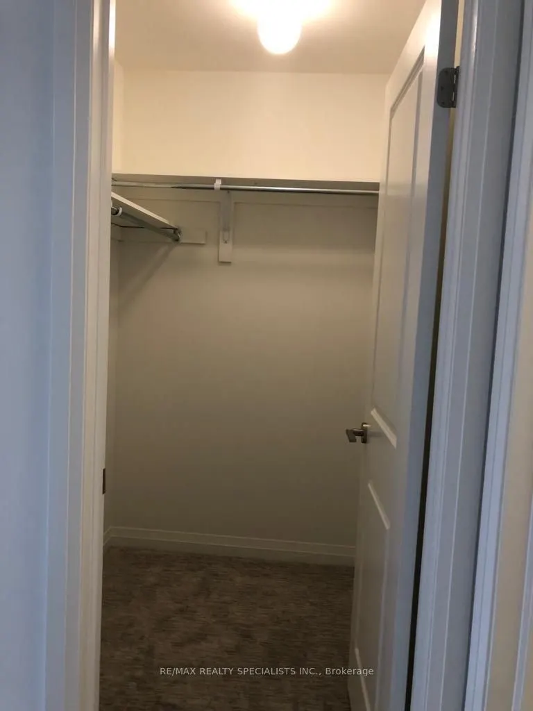 4552 Portage Road, #60